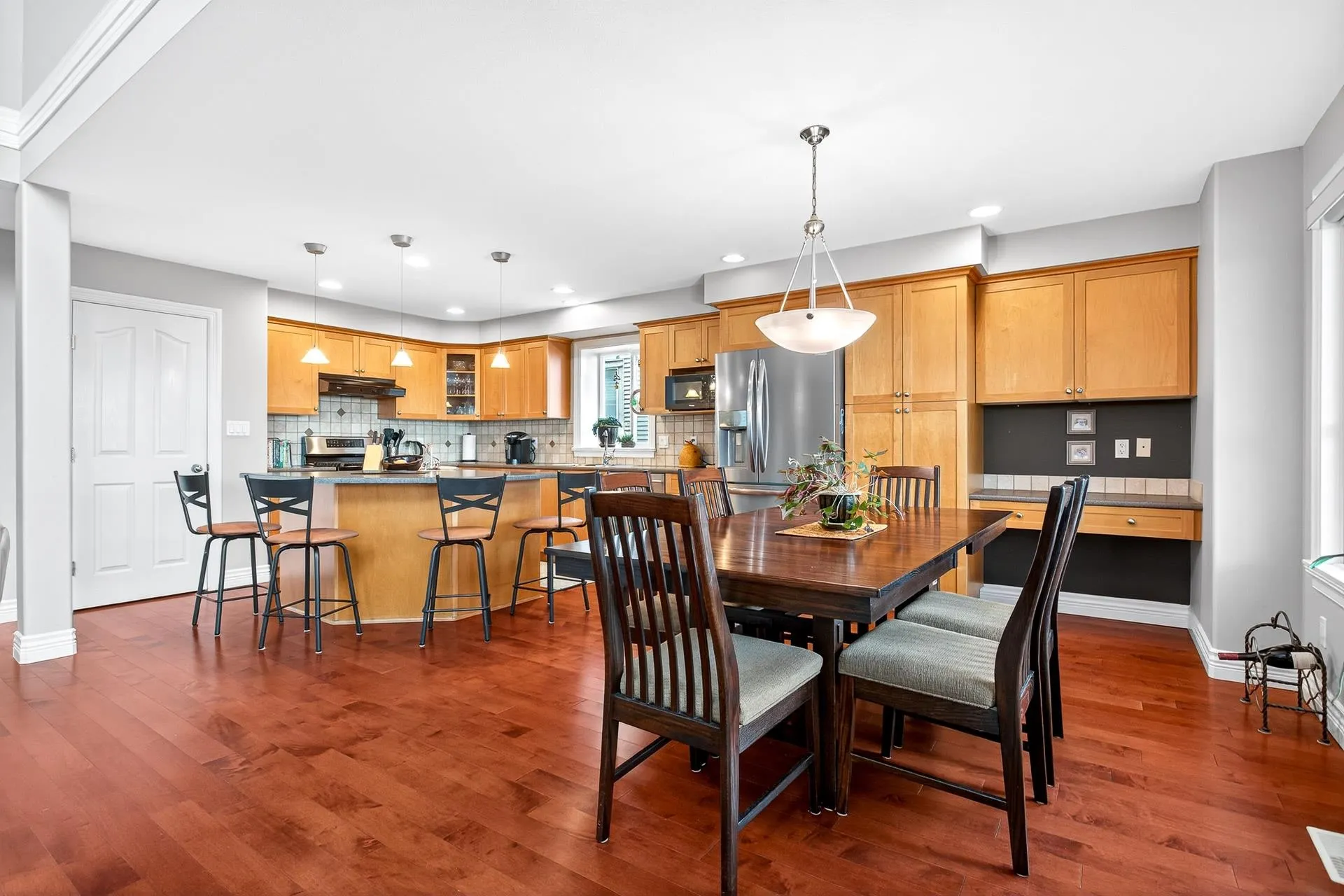 3028 Maplewood Court