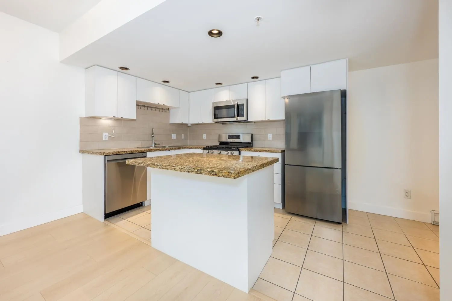 1 9133 Hemlock Drive