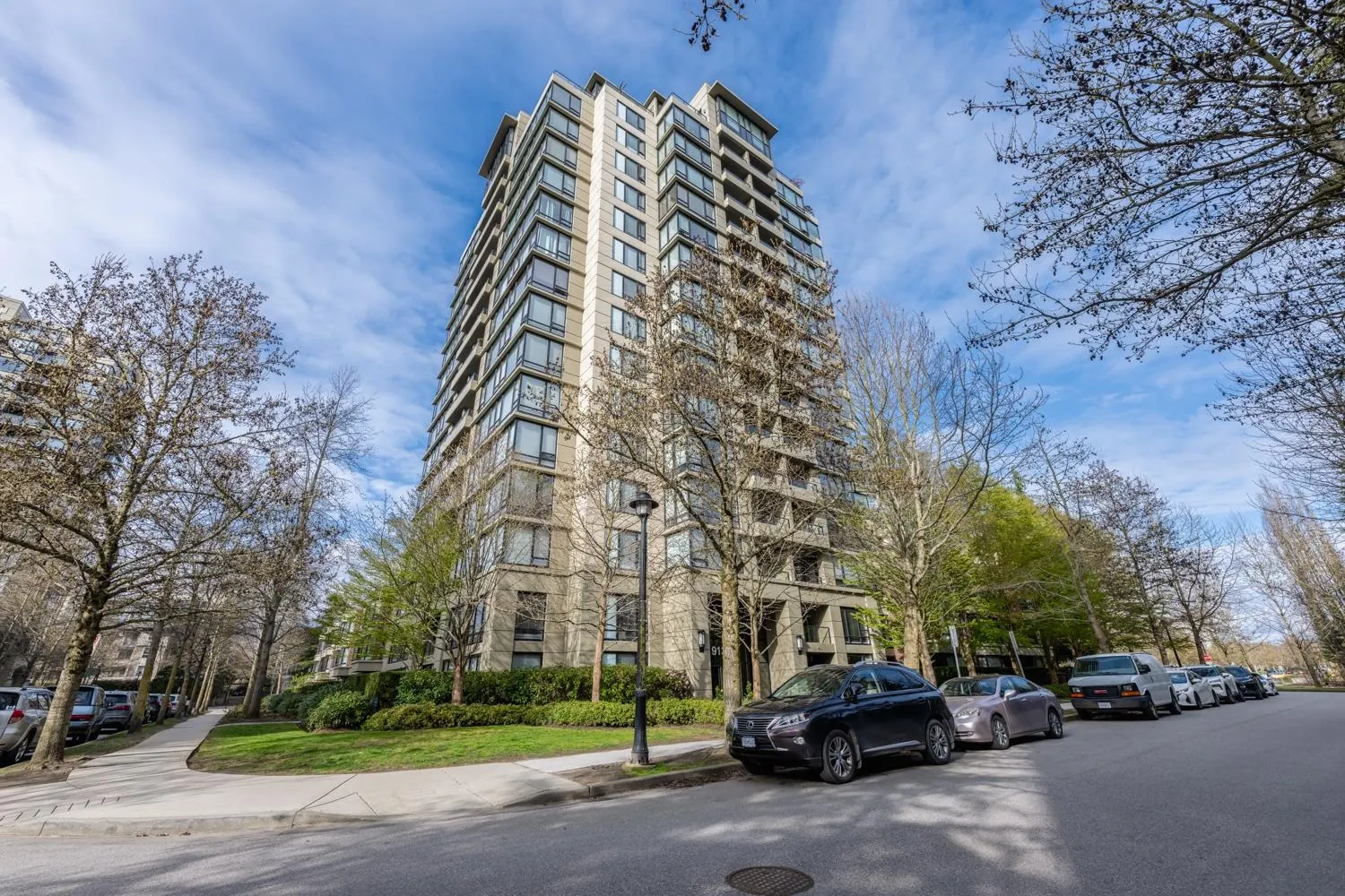 1 9133 Hemlock Drive