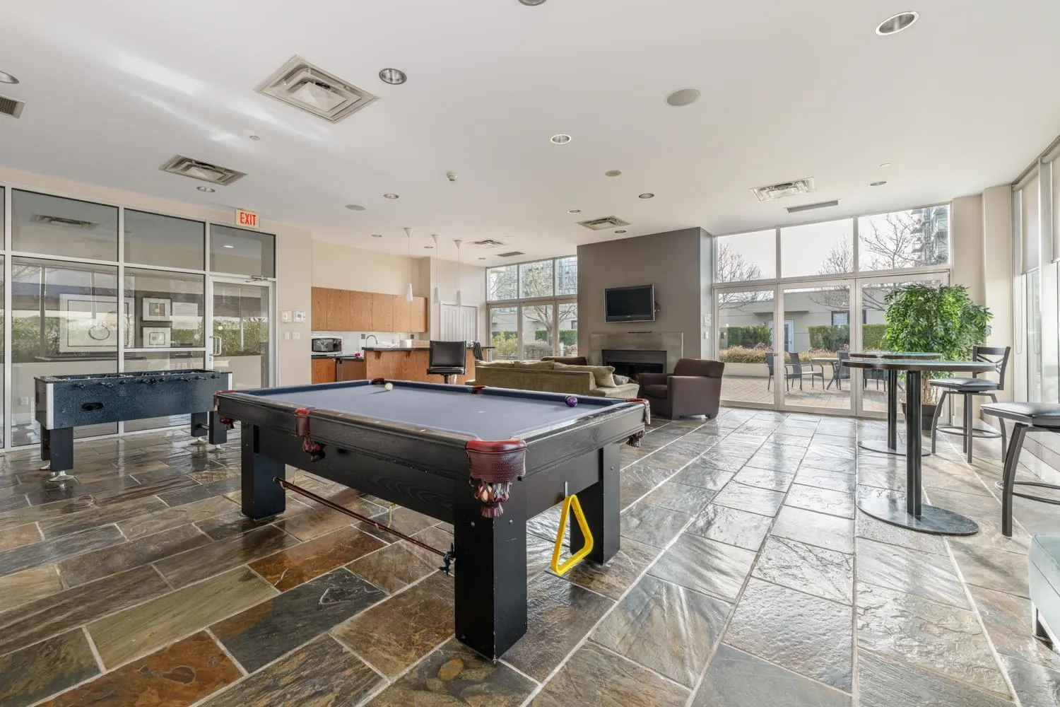 1 9133 Hemlock Drive
