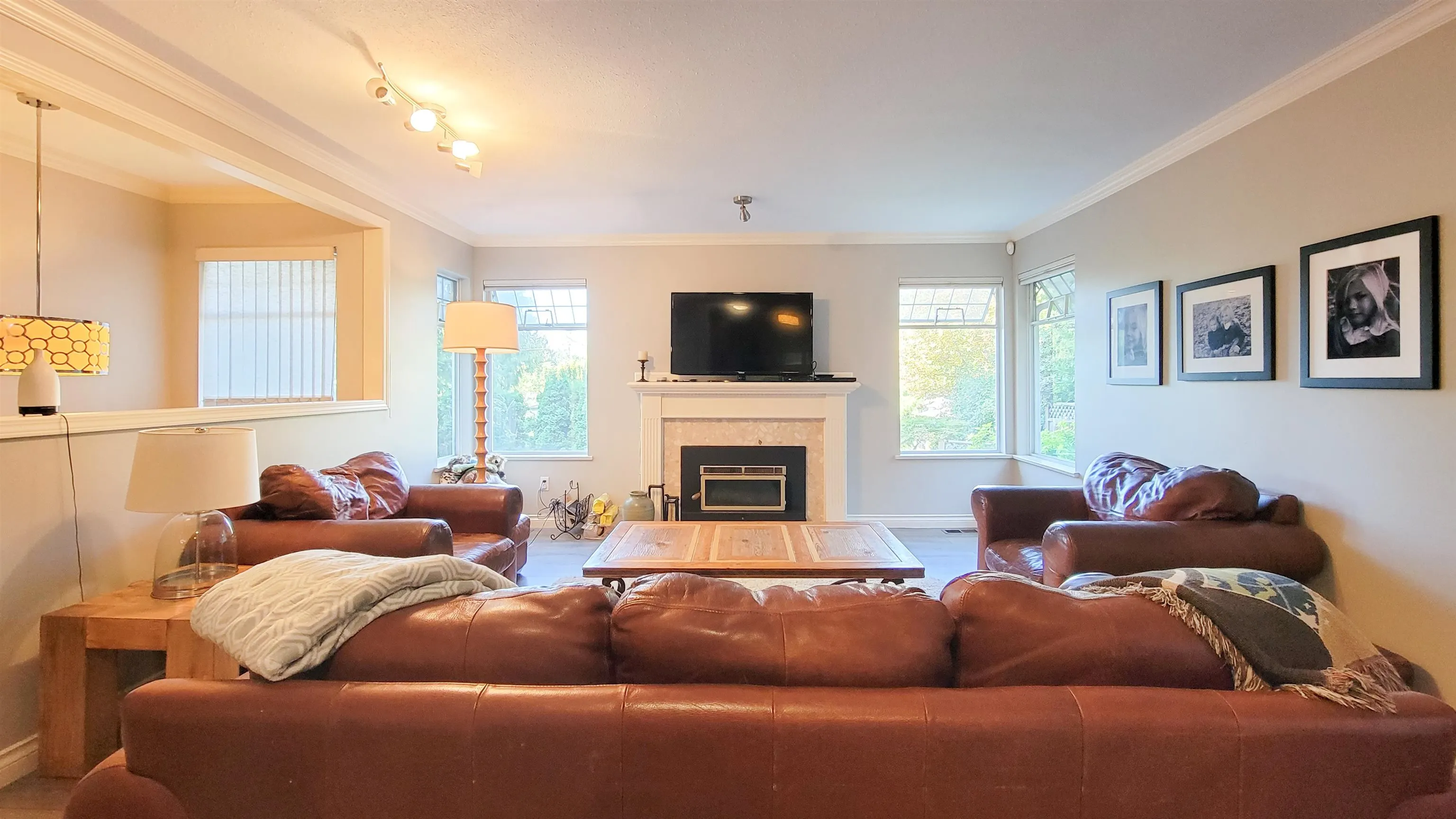 3595 Wellington Crescent