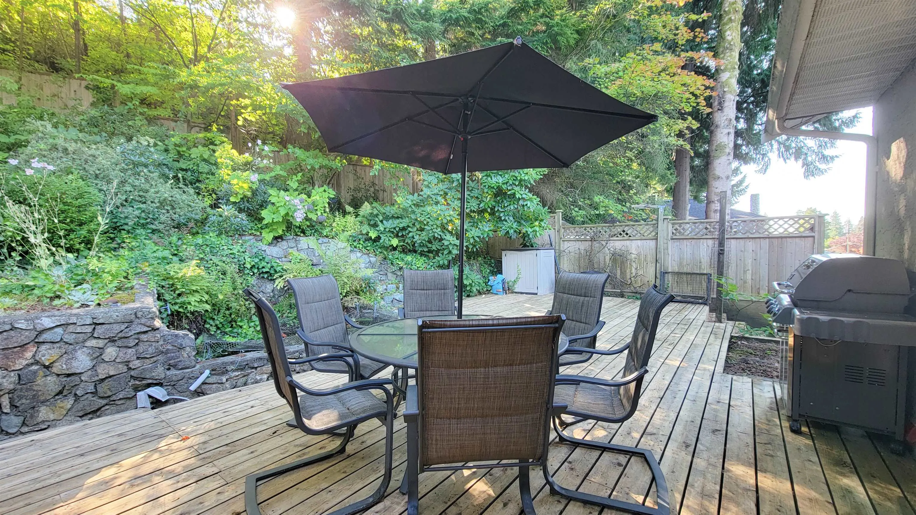 3595 Wellington Crescent