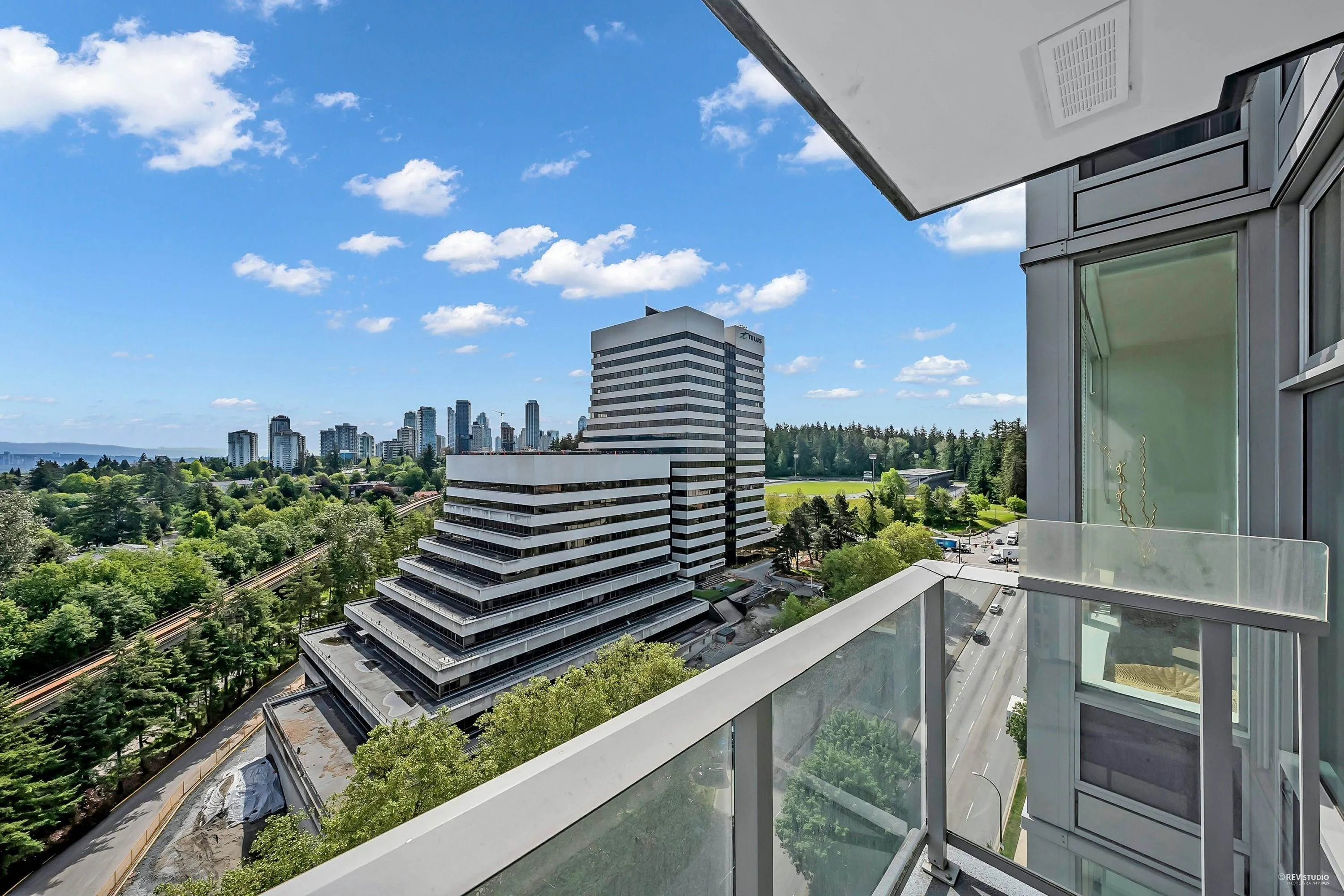 1906 5515 Boundary Road