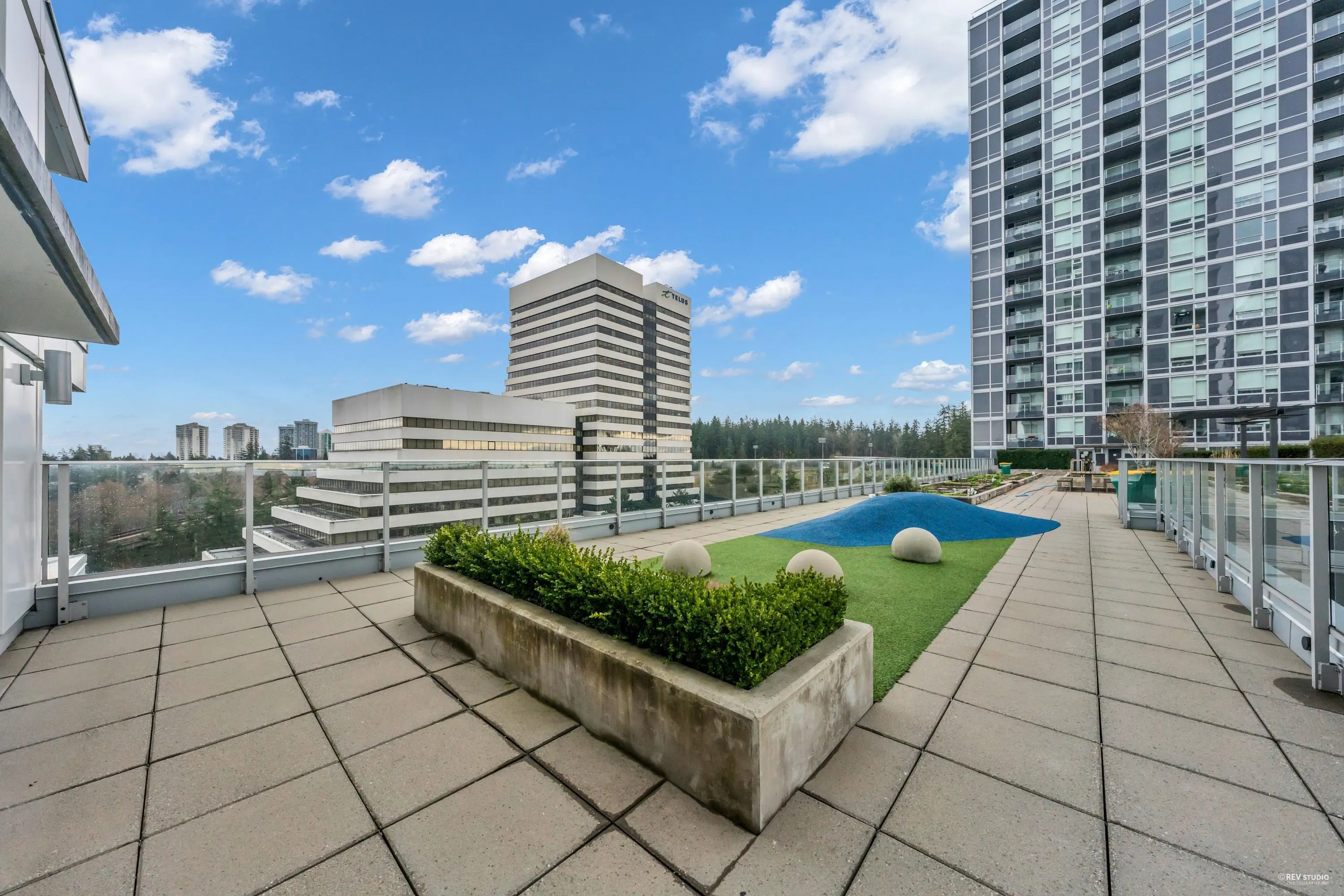 1906 5515 Boundary Road