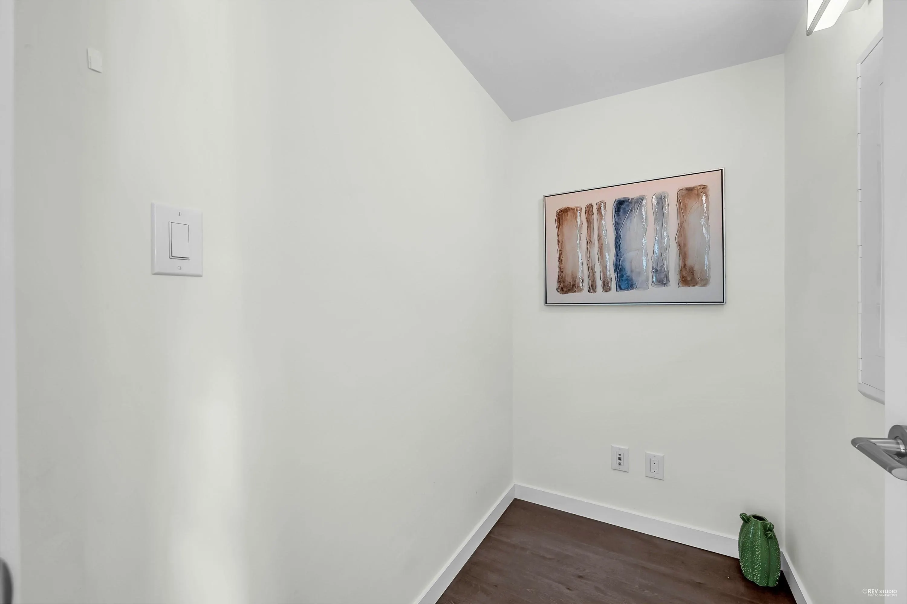 1906 5515 Boundary Road