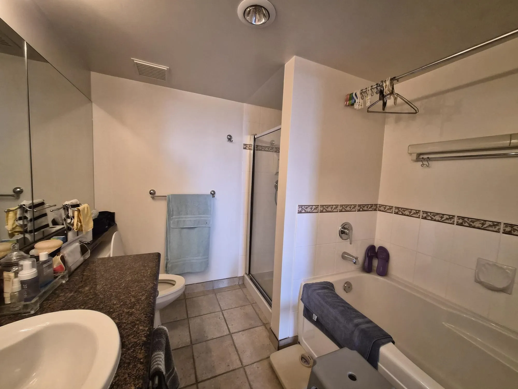 1506 6611 Cooney Road