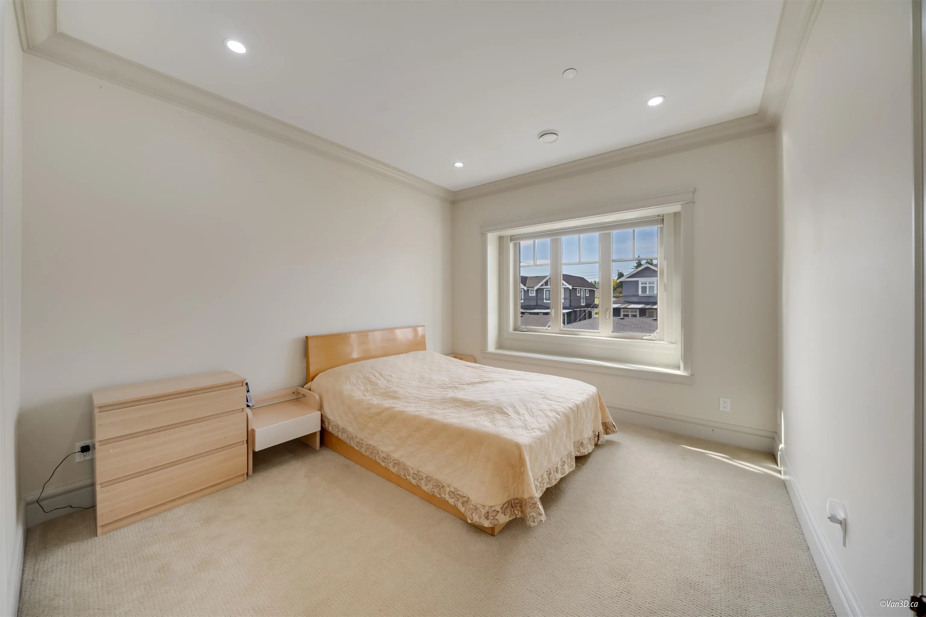 6633 Neal Street