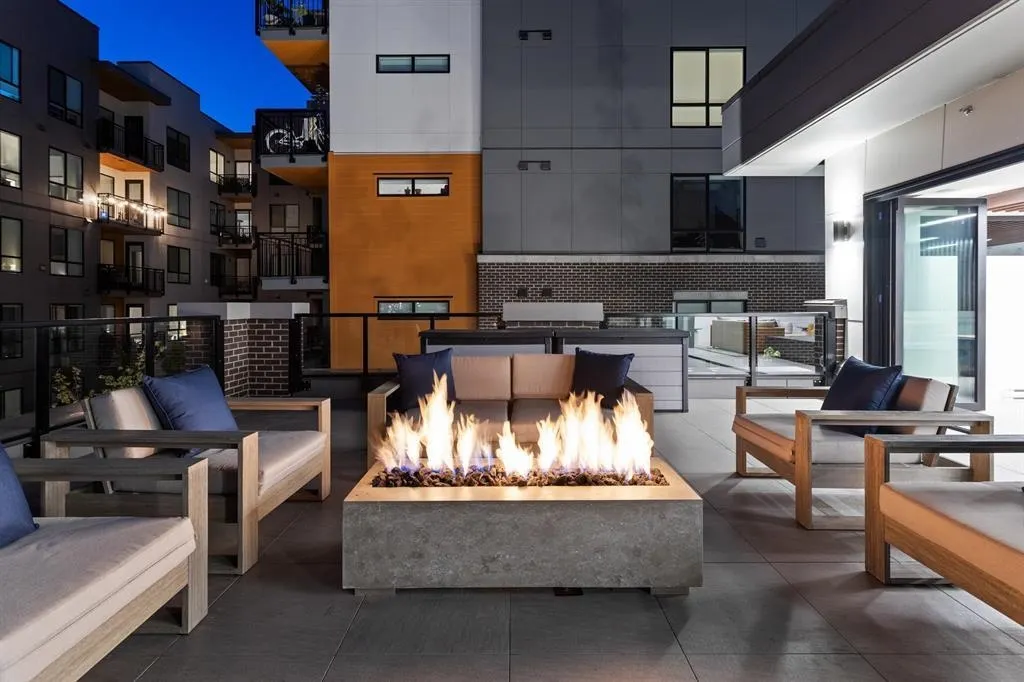 309 3131 Murray Street