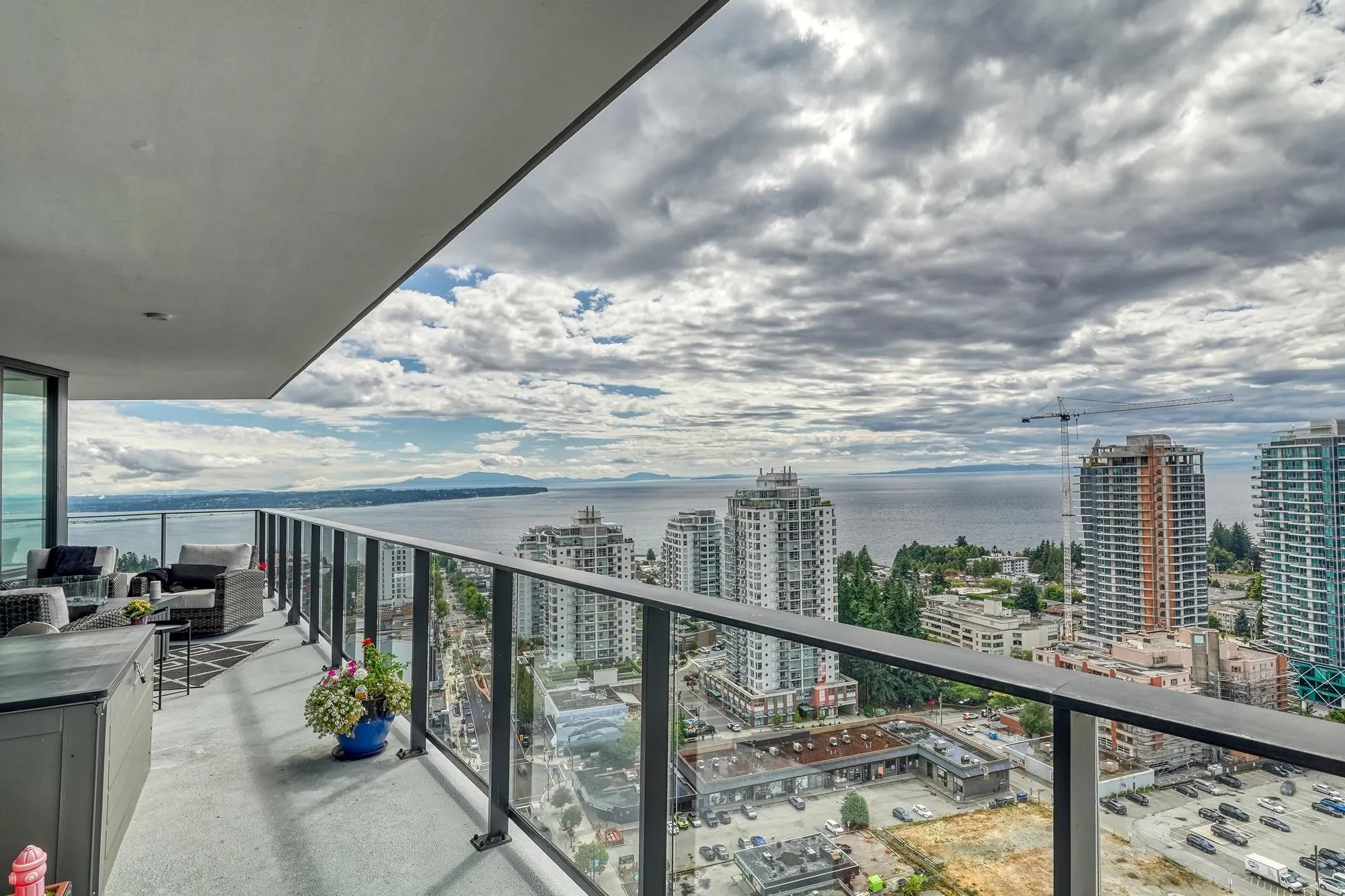 2305 1588 Johnston Road