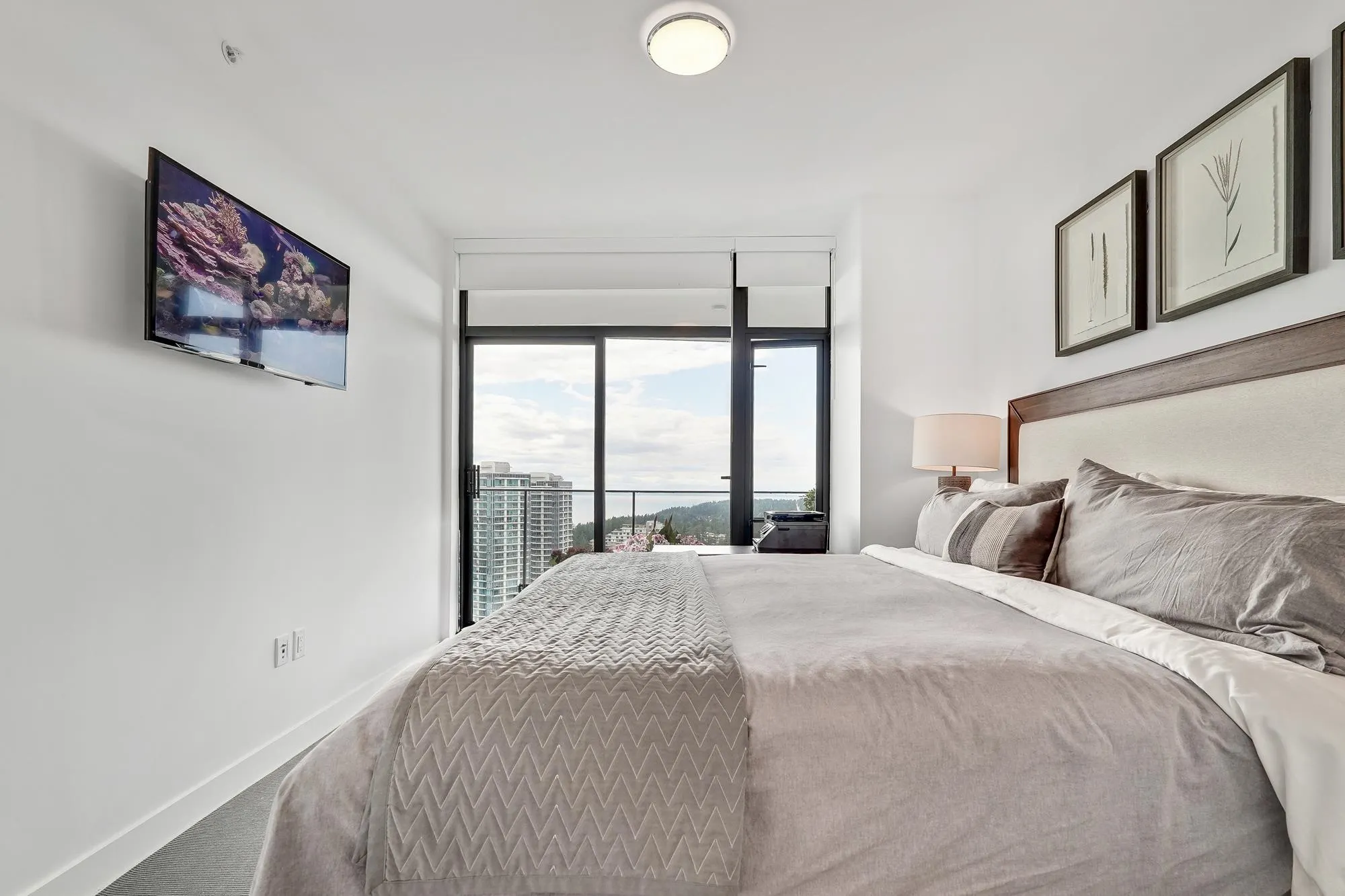 2305 1588 Johnston Road