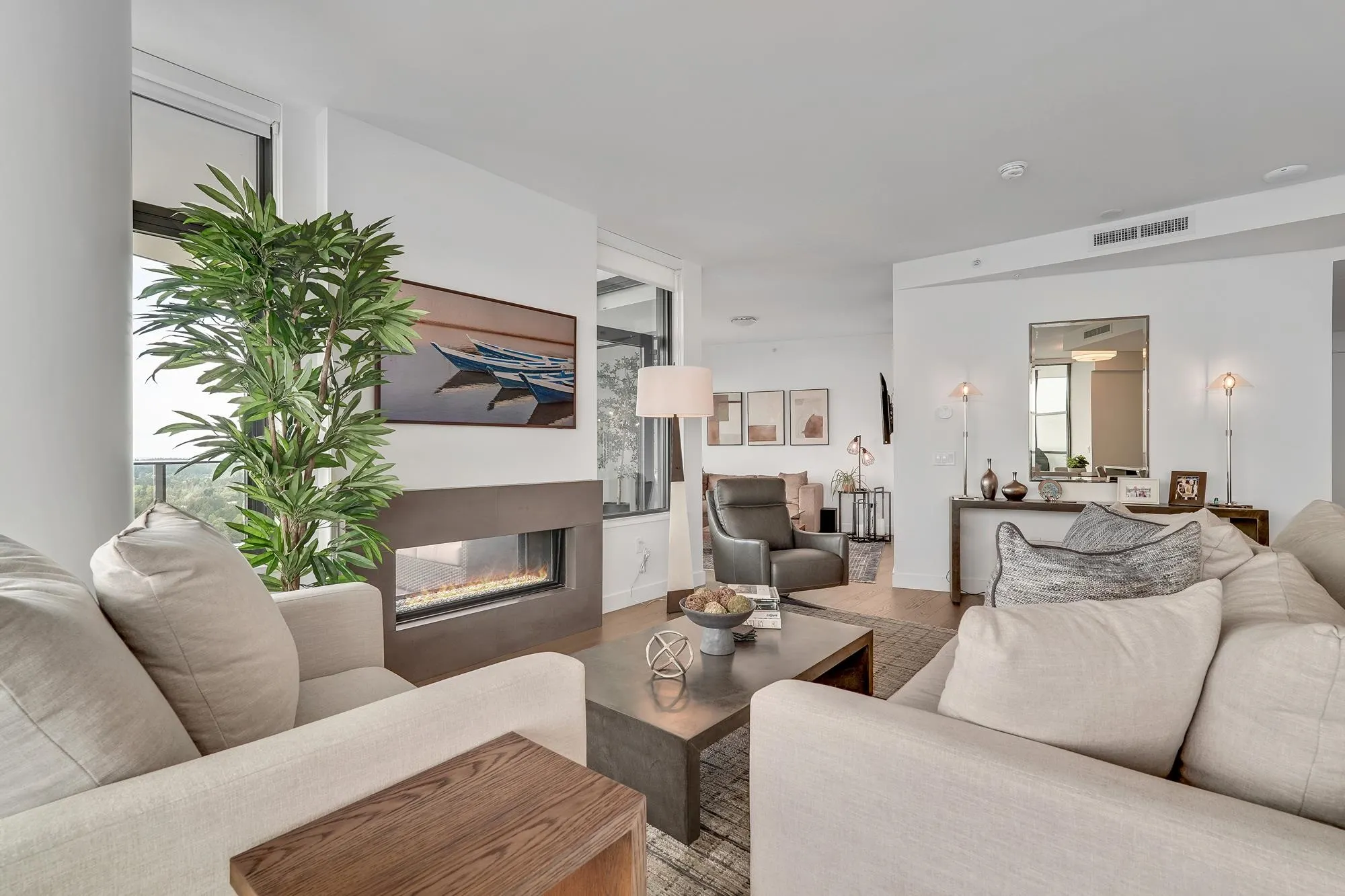 2305 1588 Johnston Road