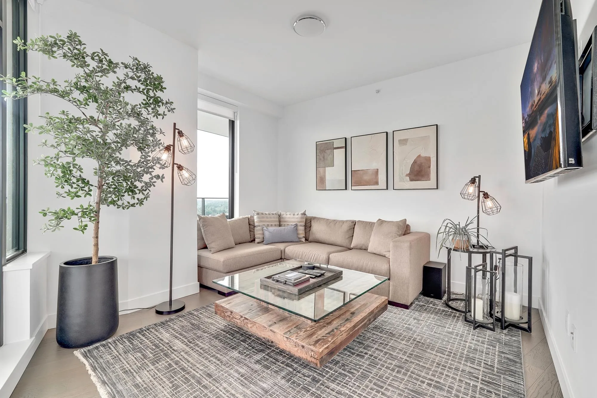 2305 1588 Johnston Road