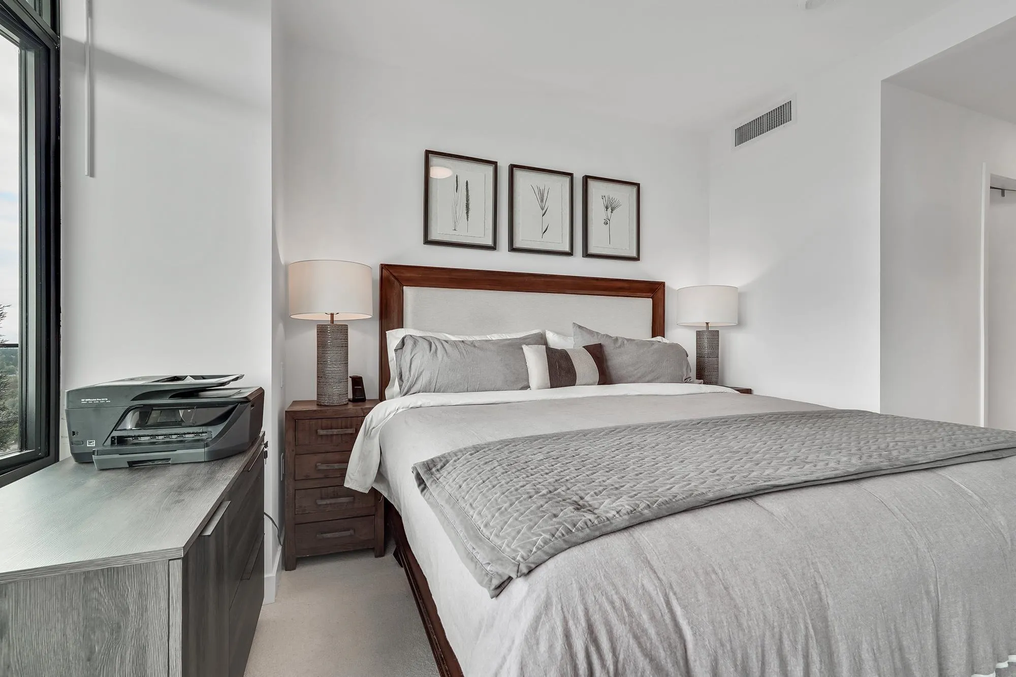 2305 1588 Johnston Road