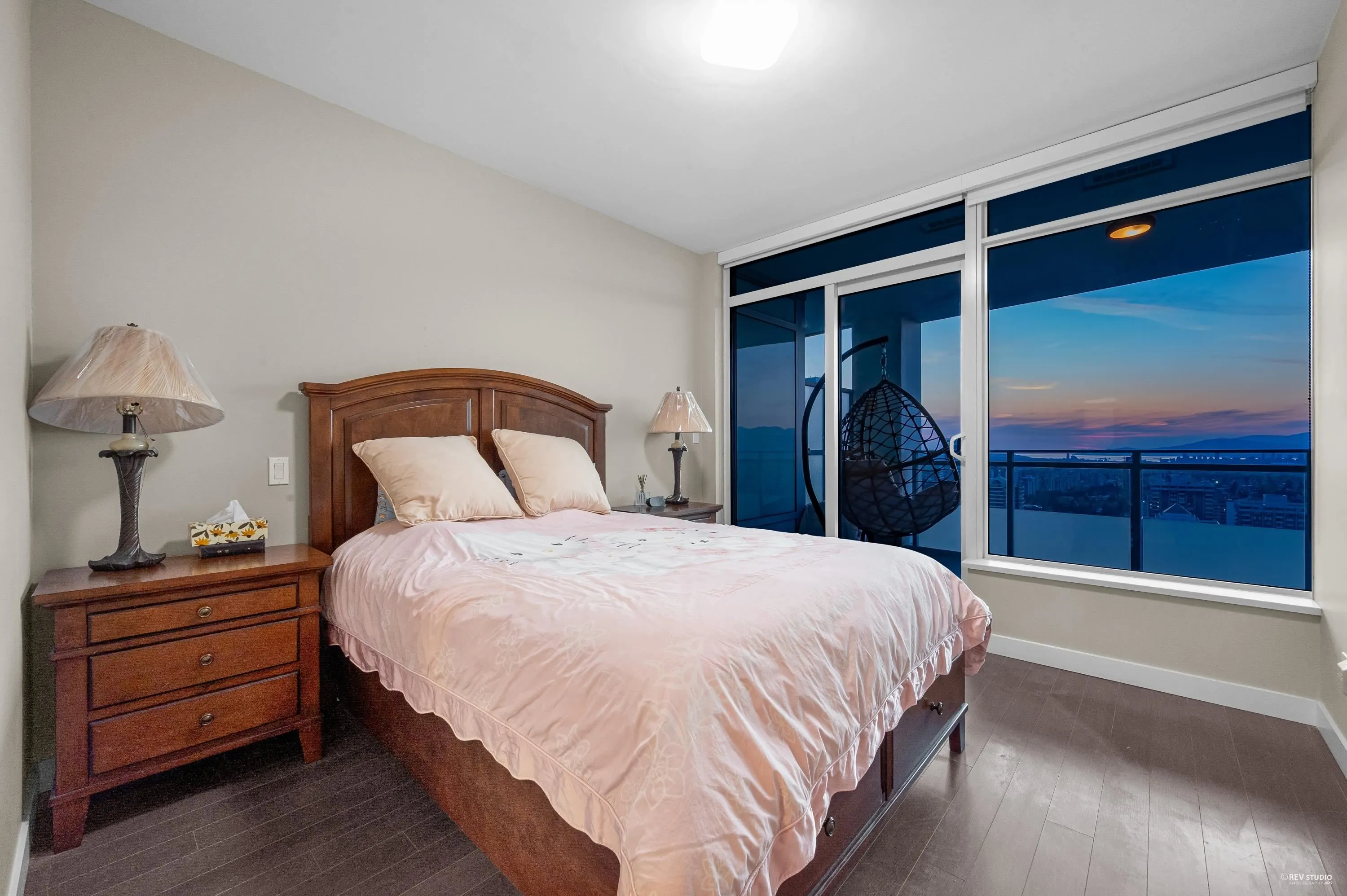 3106 4508 Hazel Street