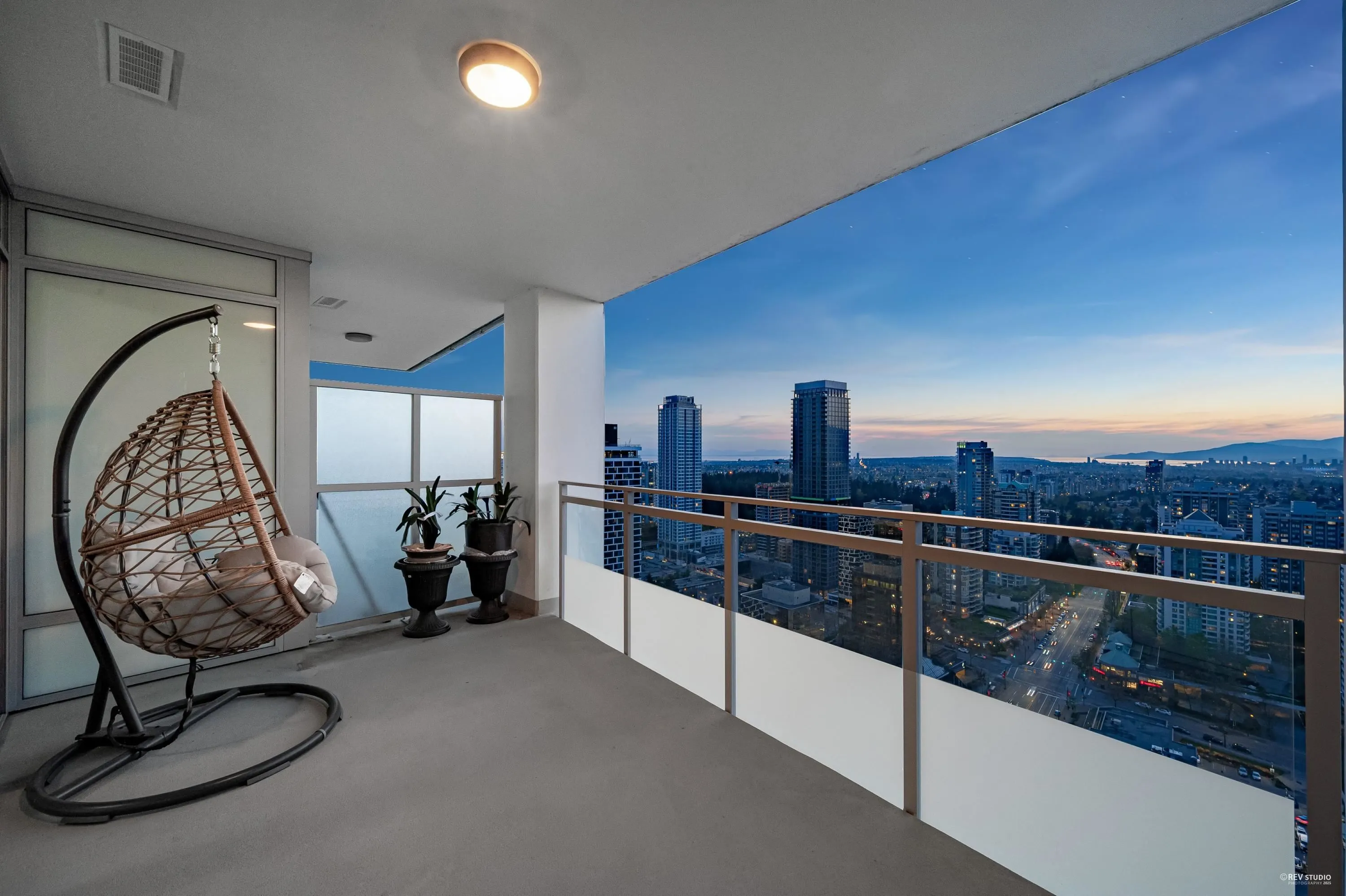 3106 4508 Hazel Street