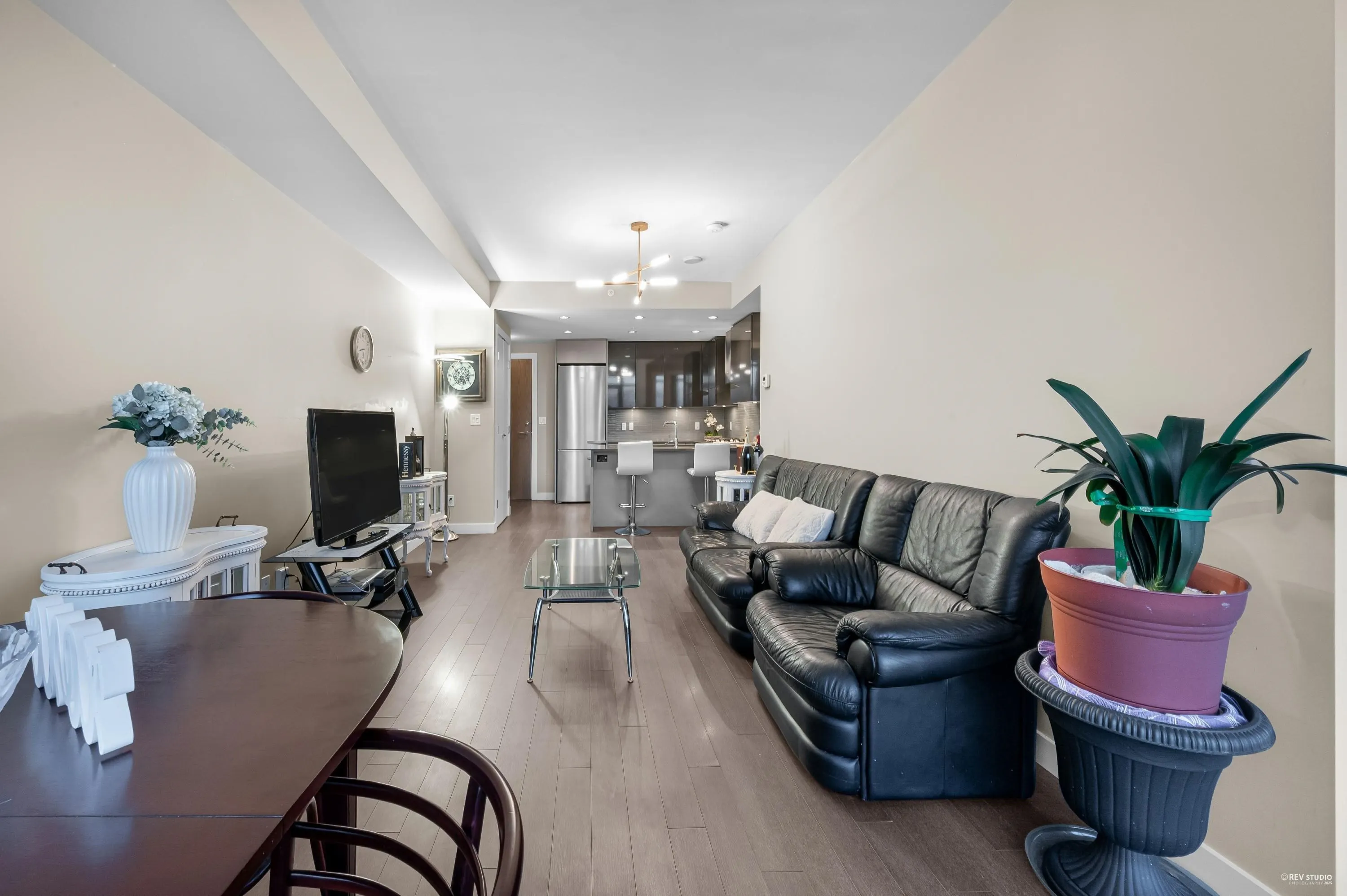 3106 4508 Hazel Street