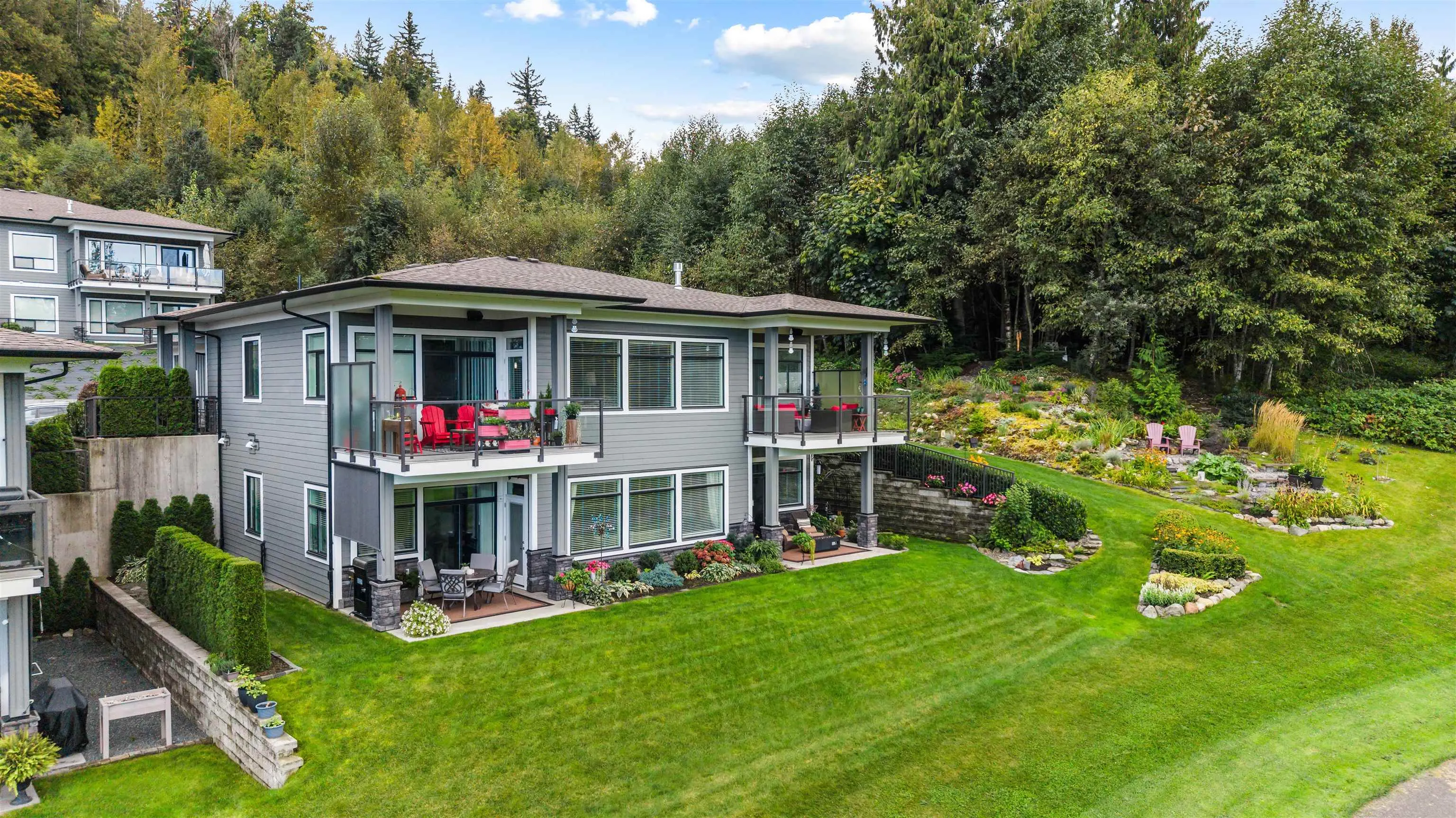 129 51096 Falls Court