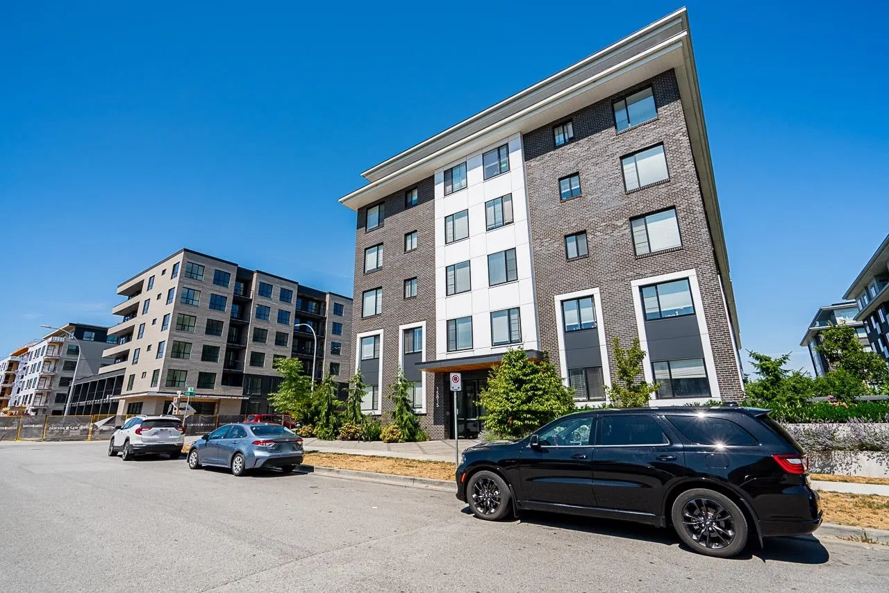 407 15815 85 Avenue