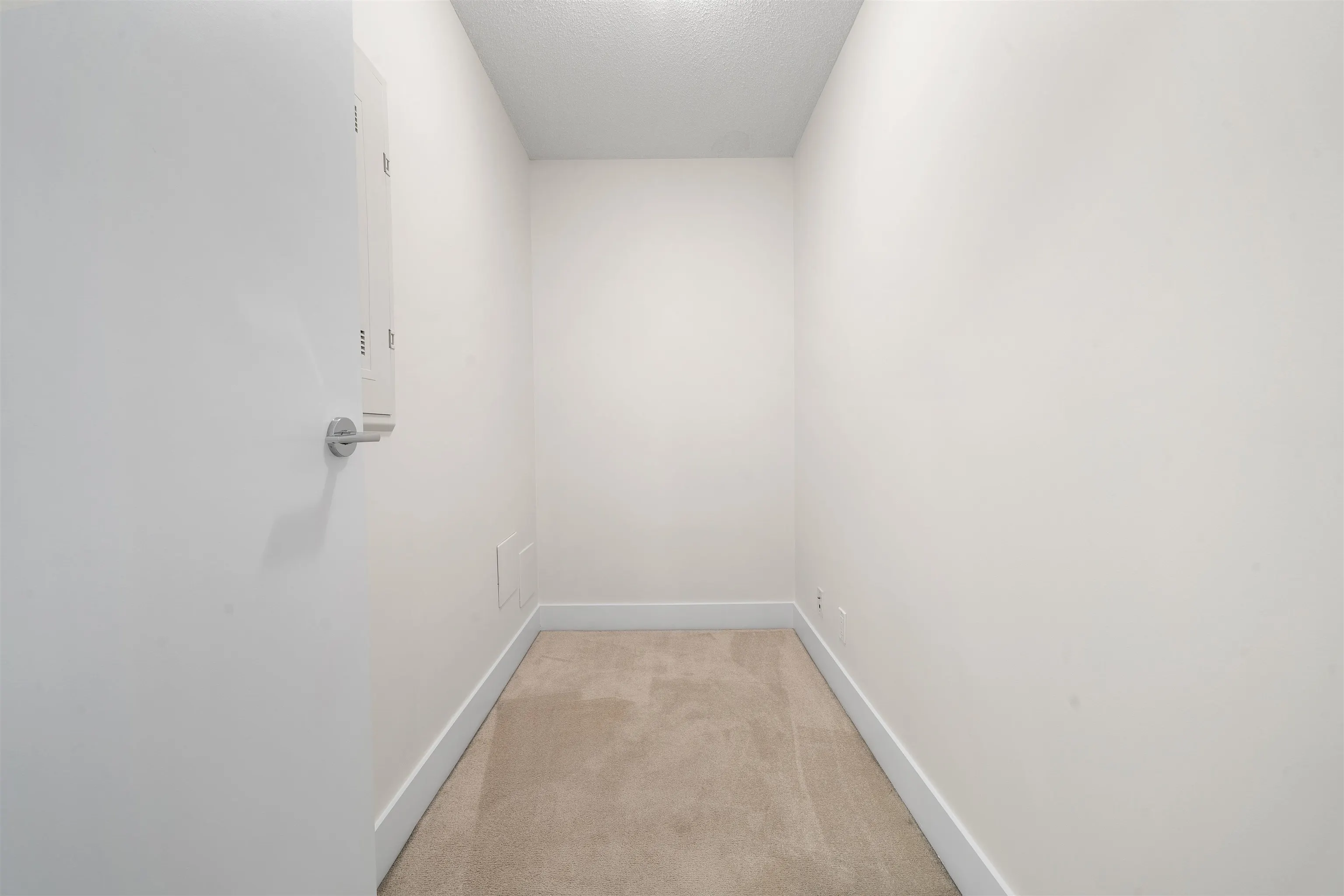 1607 888 Homer Street