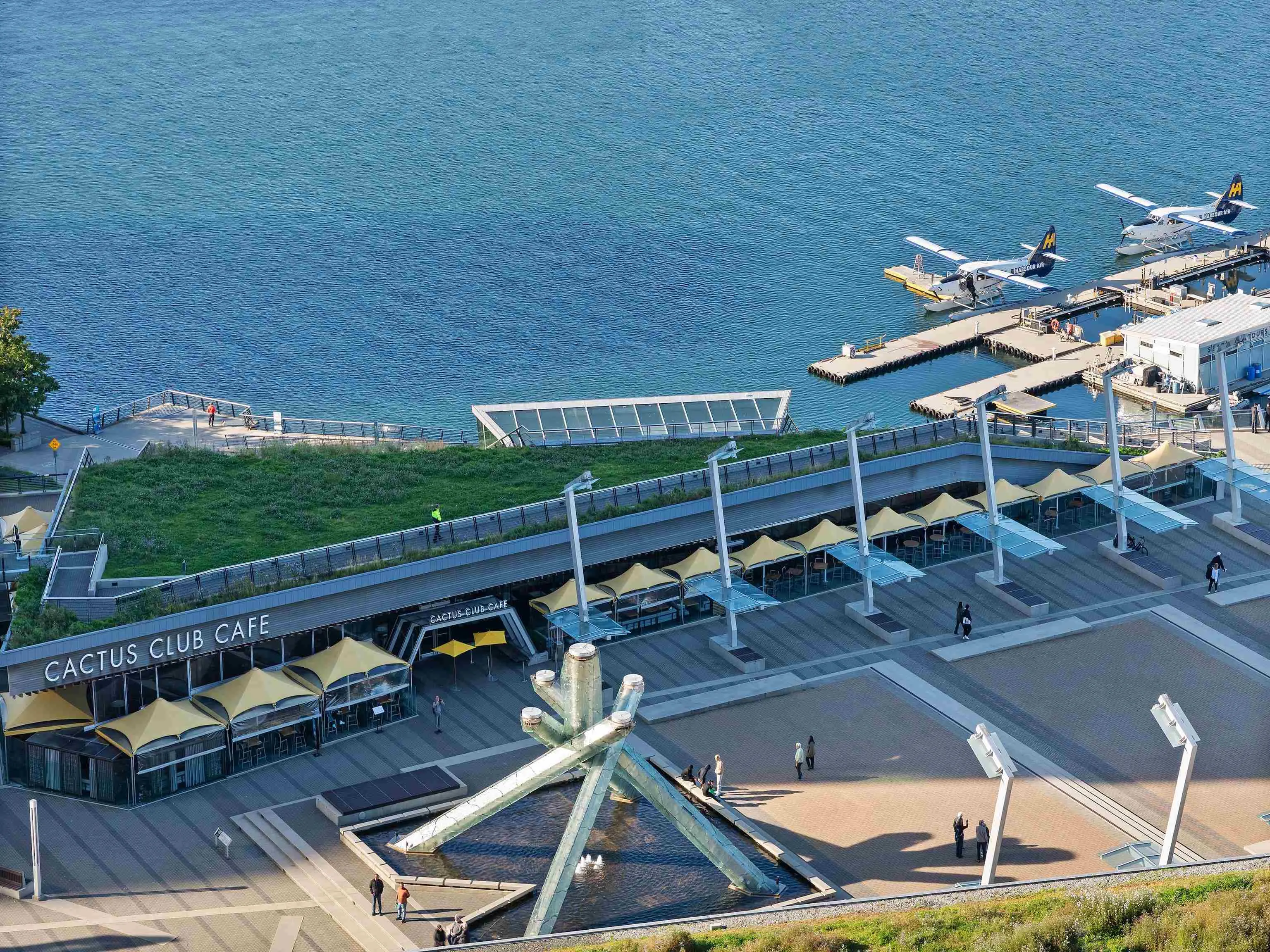 2701 1011 W Cordova Street