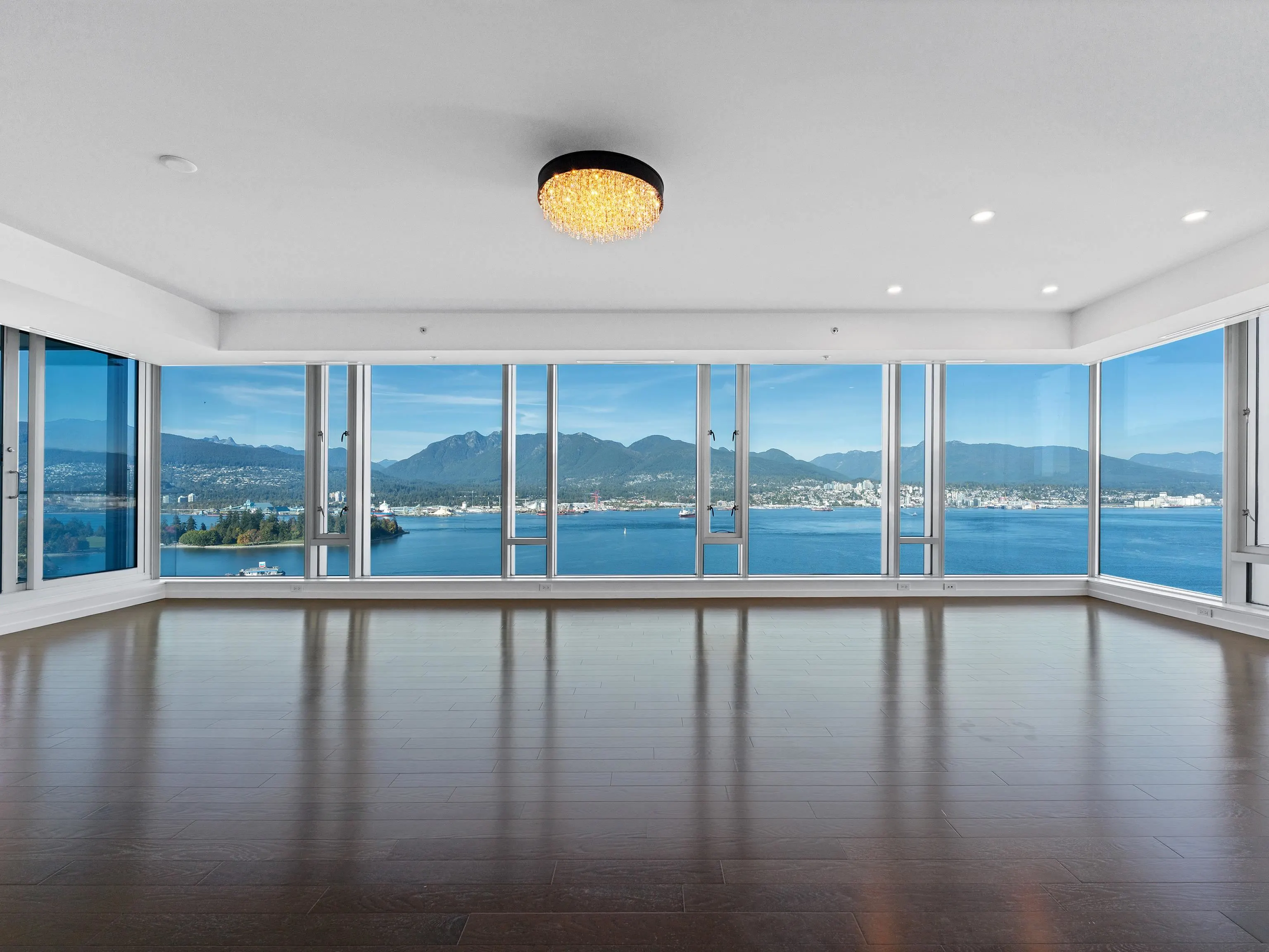 2701 1011 W Cordova Street