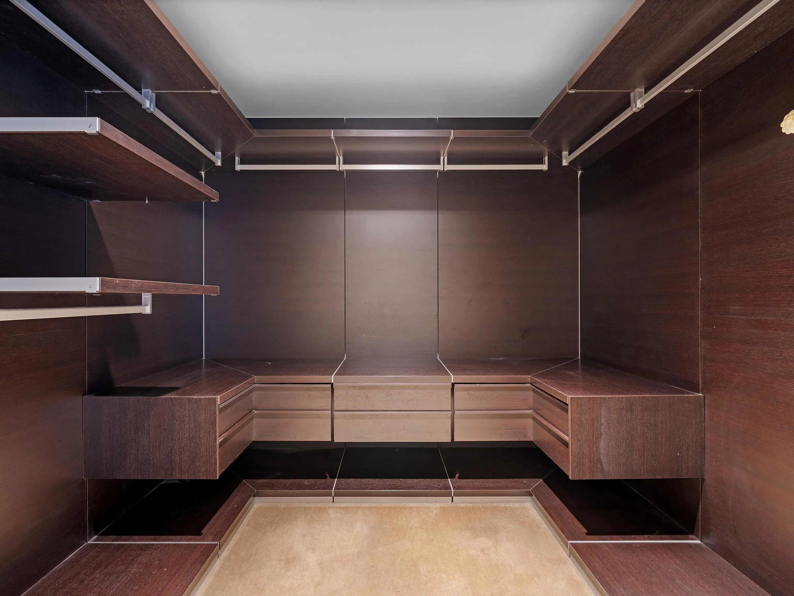 2701 1011 W Cordova Street