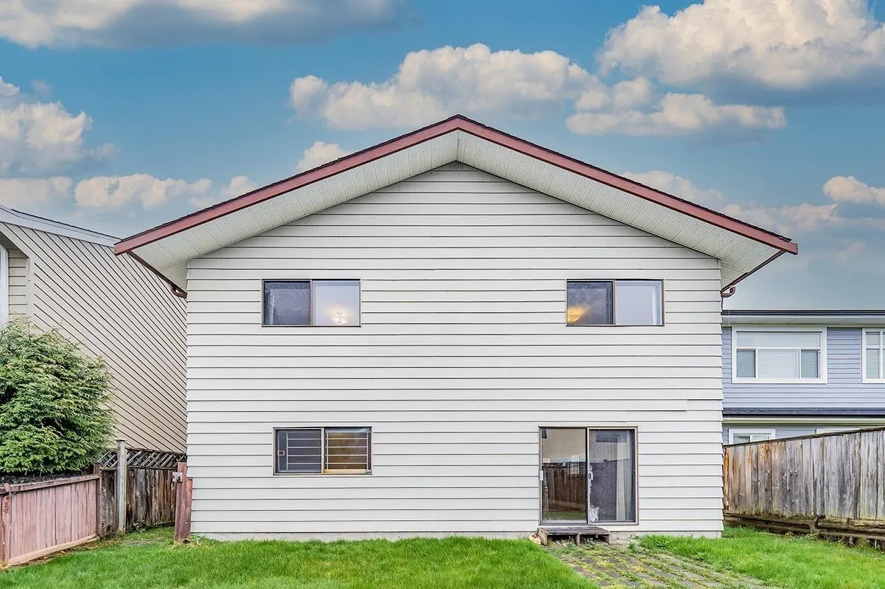 4331 Lancelot Drive