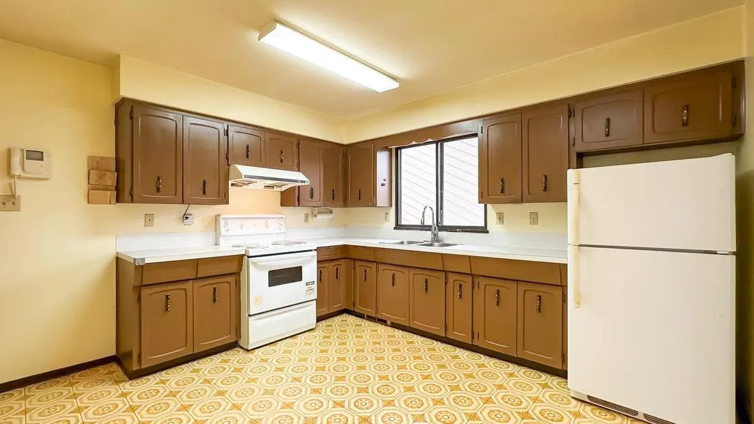 4331 Lancelot Drive