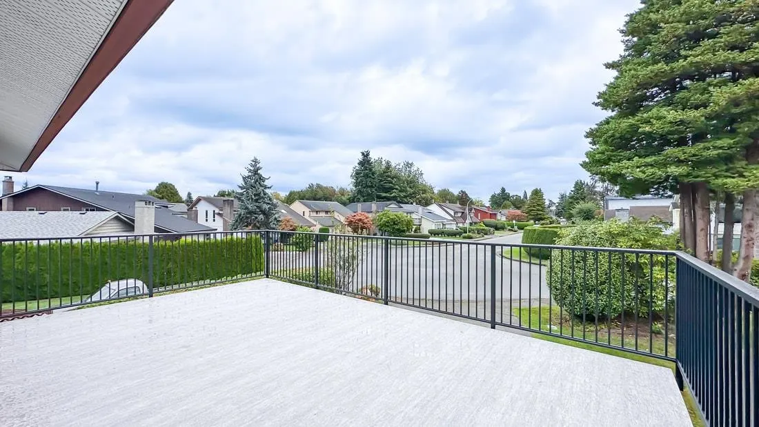 4331 Lancelot Drive