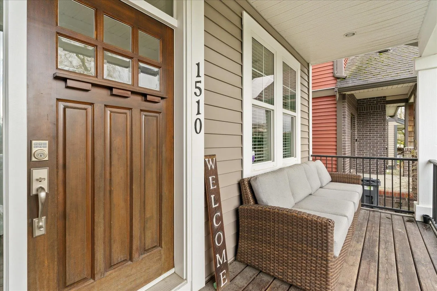 1510 Mackay Crescent