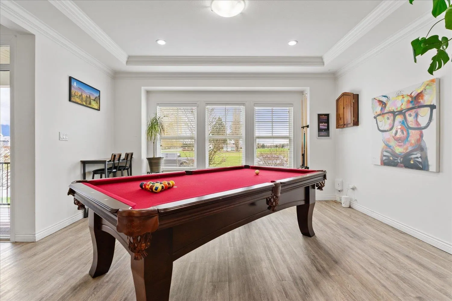1510 Mackay Crescent