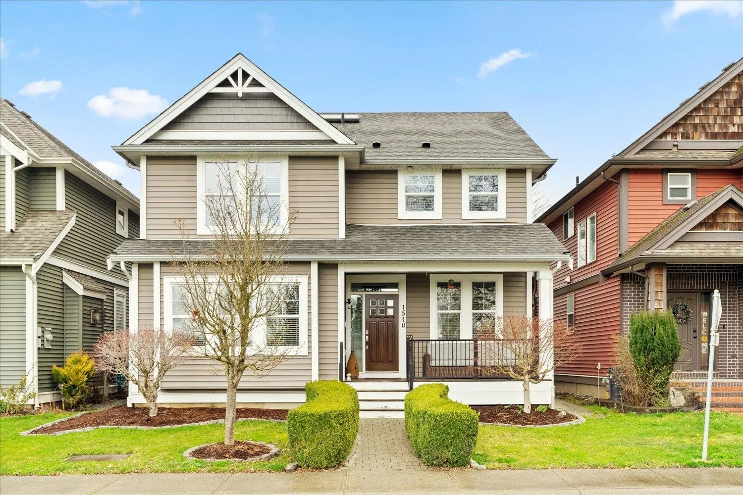 1510 Mackay Crescent