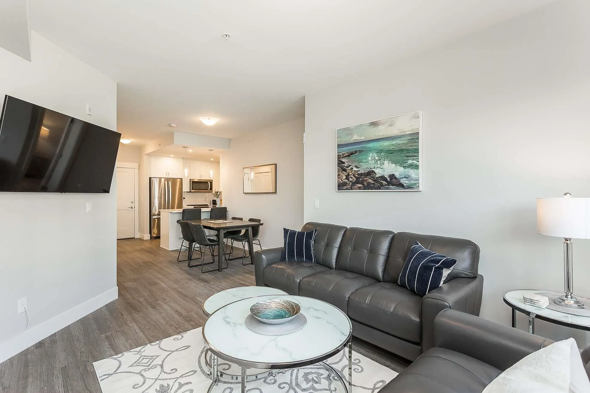 4317 2180 Kelly Avenue