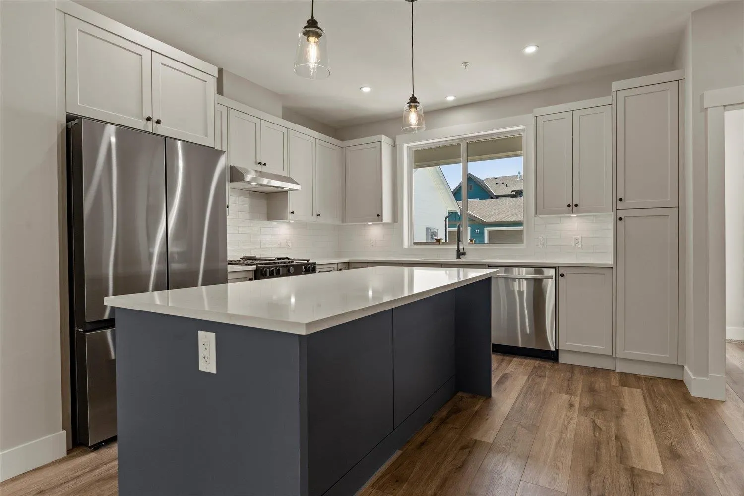 203 46211 Promontory Road