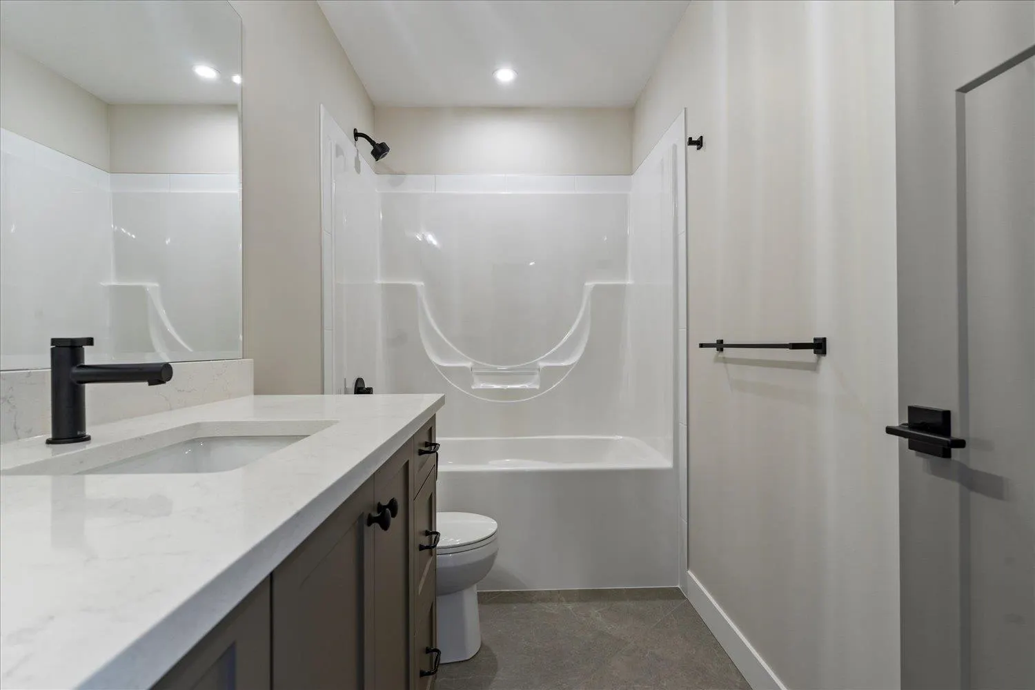 203 46211 Promontory Road