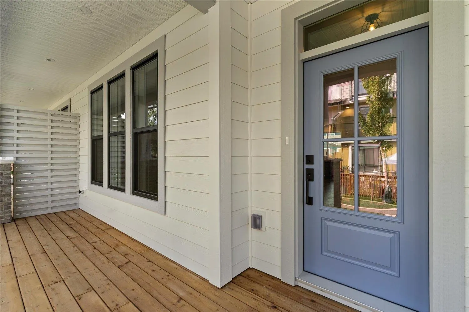 203 46211 Promontory Road