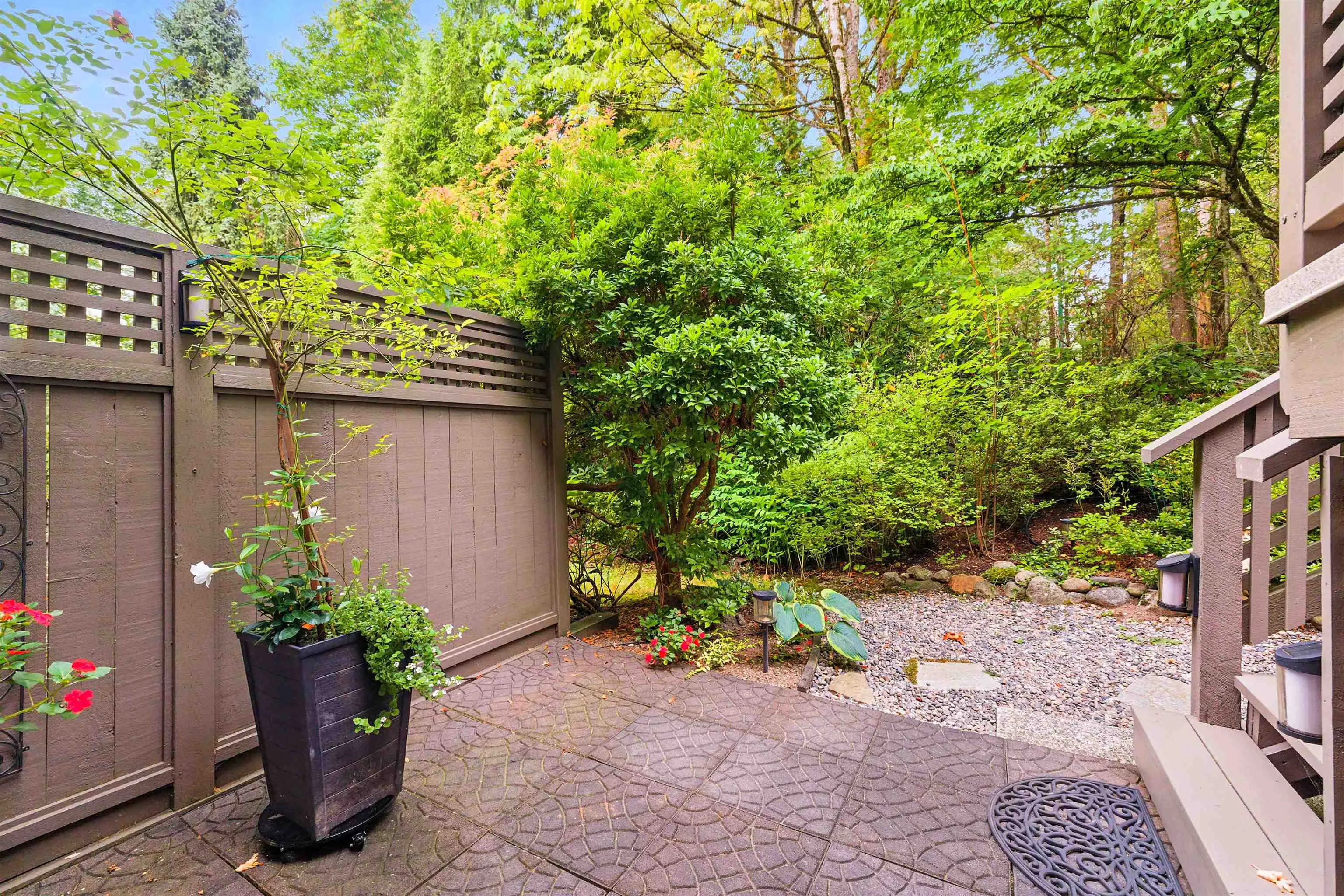 8885 Larkfield Drive
