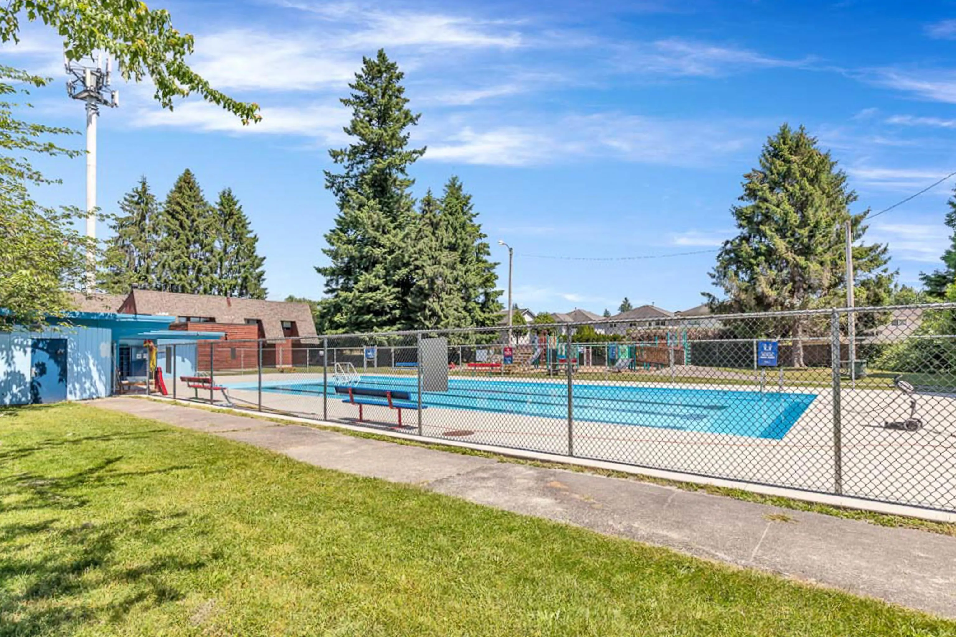 301 20675 118 Avenue