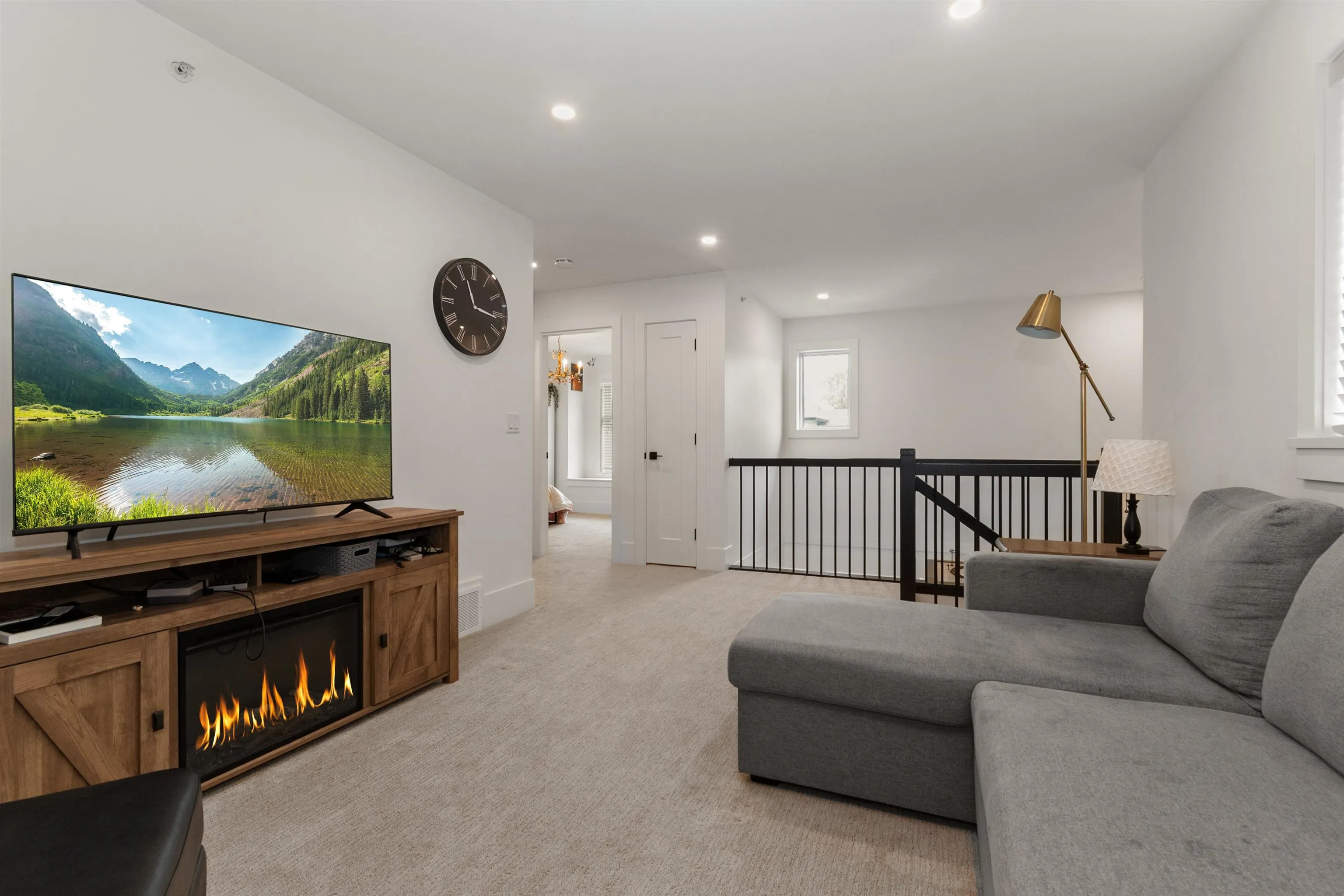 36 46211 Promontory Road