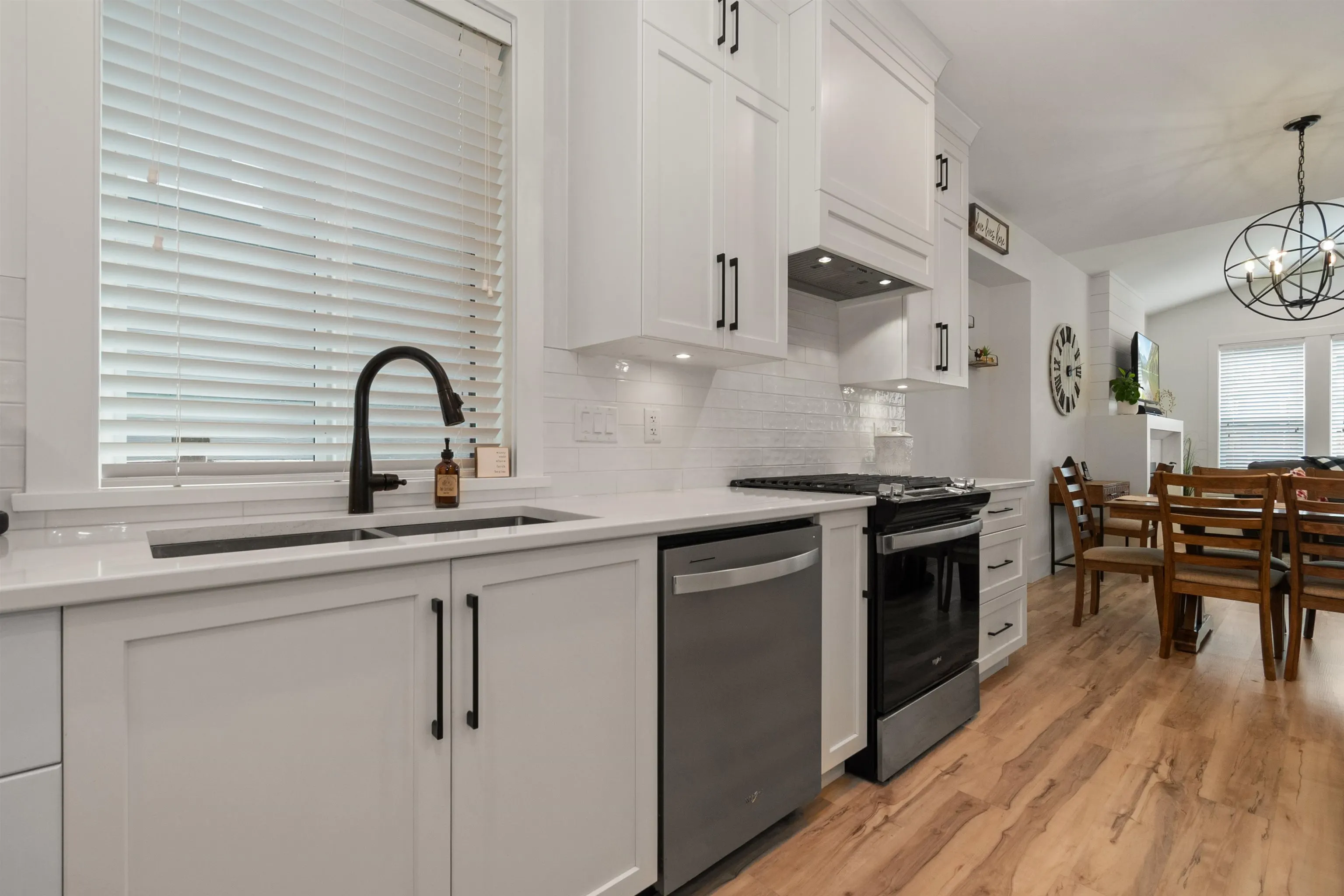 36 46211 Promontory Road