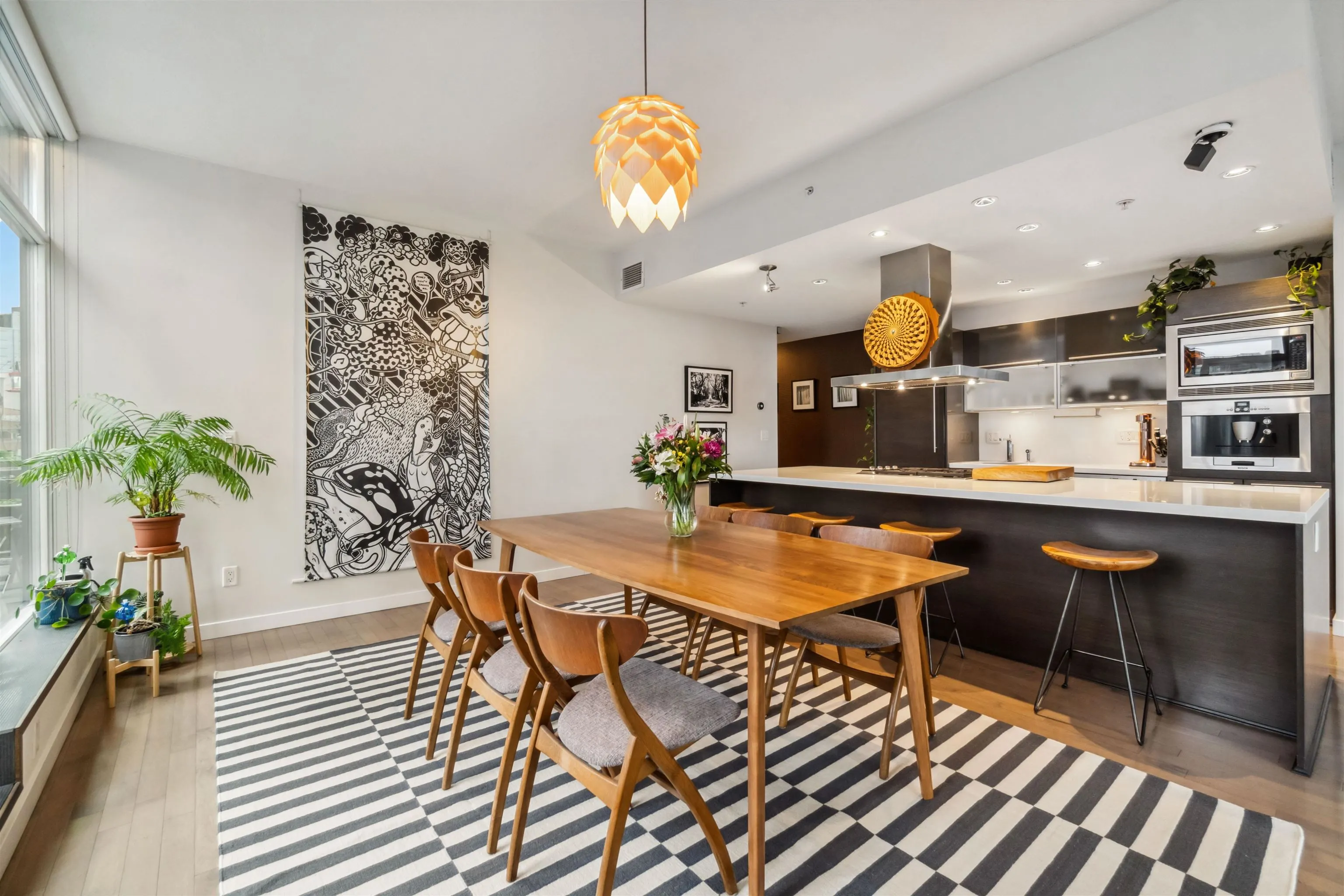 1601 1252 Hornby Street