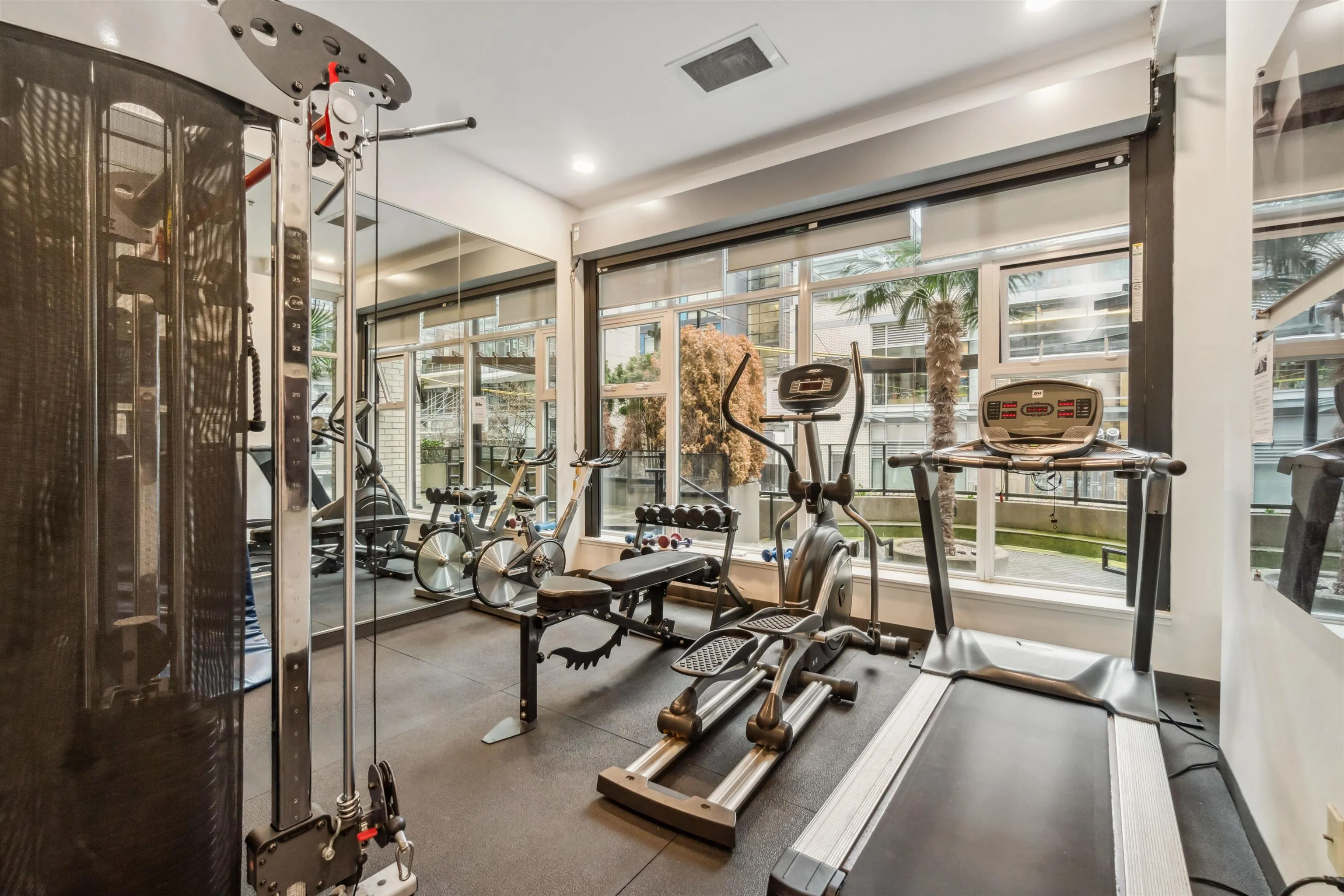 1601 1252 Hornby Street