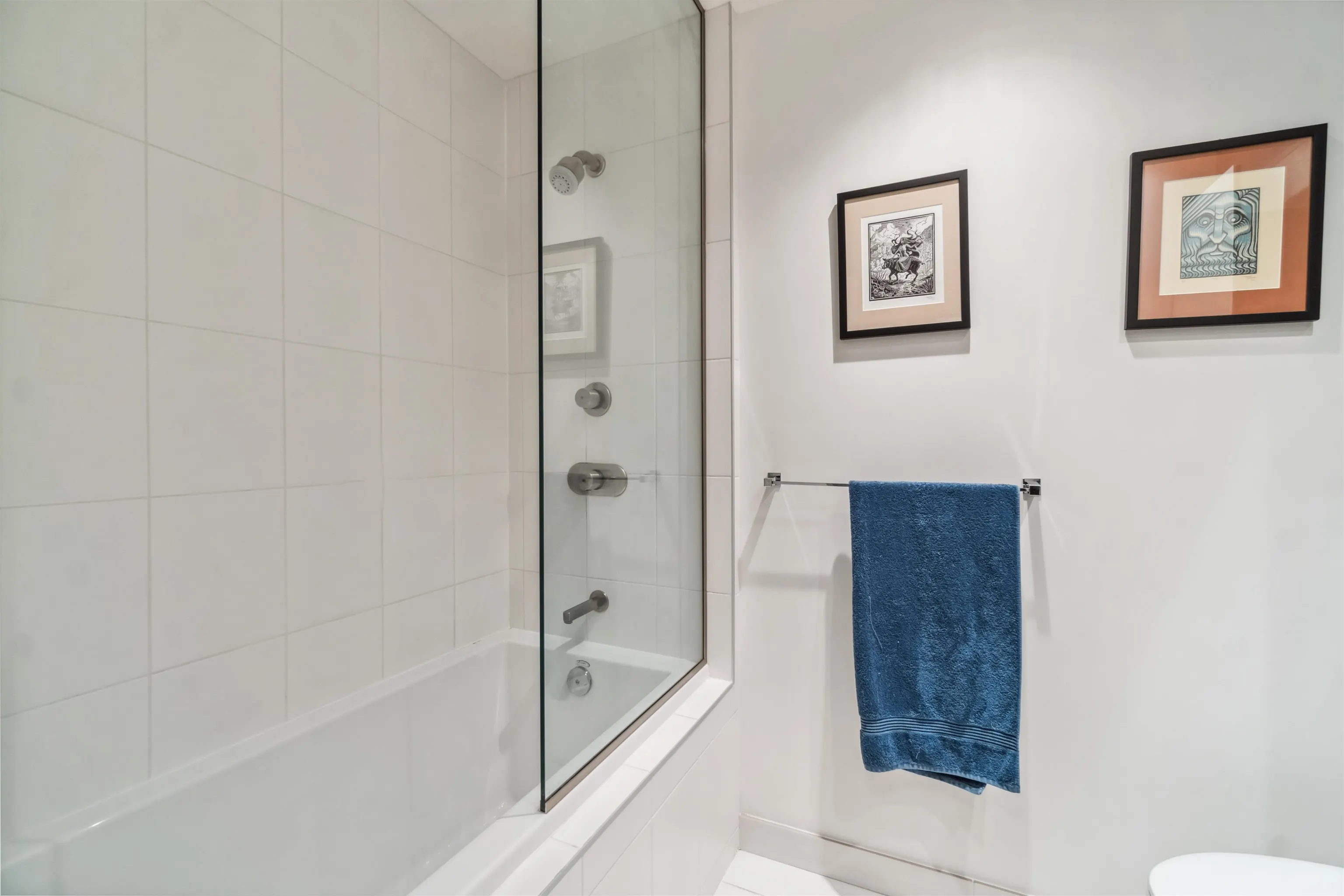 1601 1252 Hornby Street