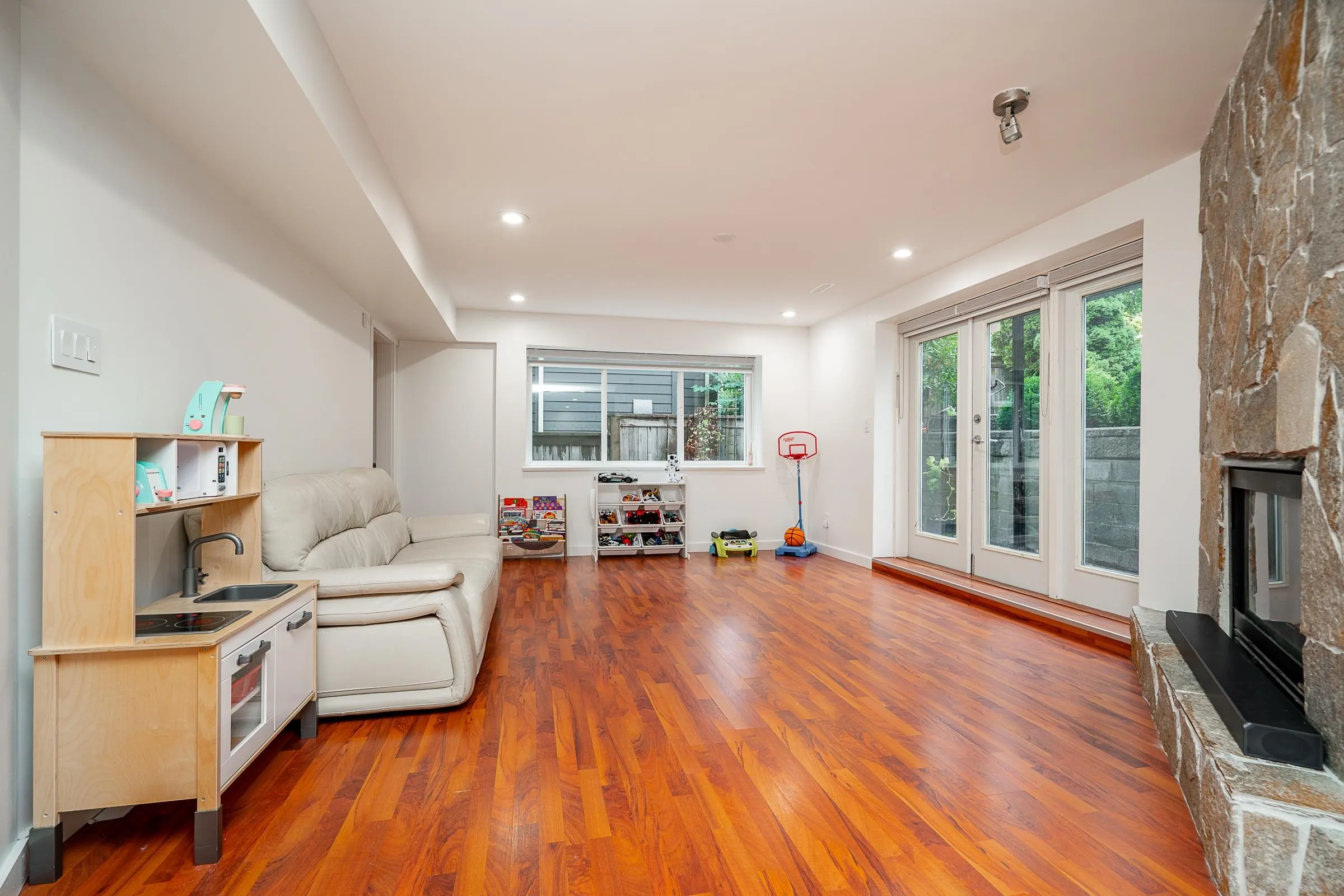 55 Ashwood Drive