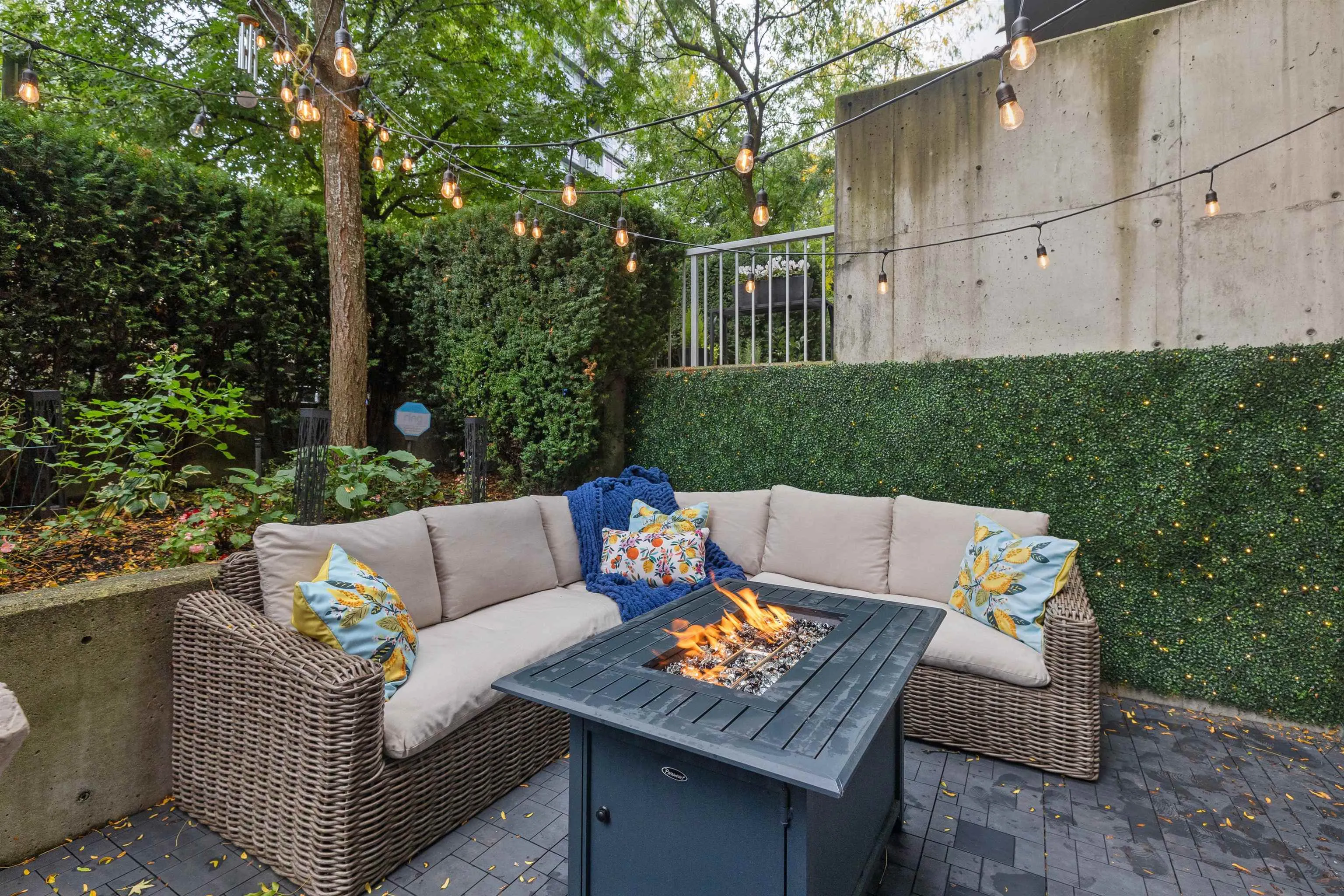 TH4 1288 Chesterfield Avenue