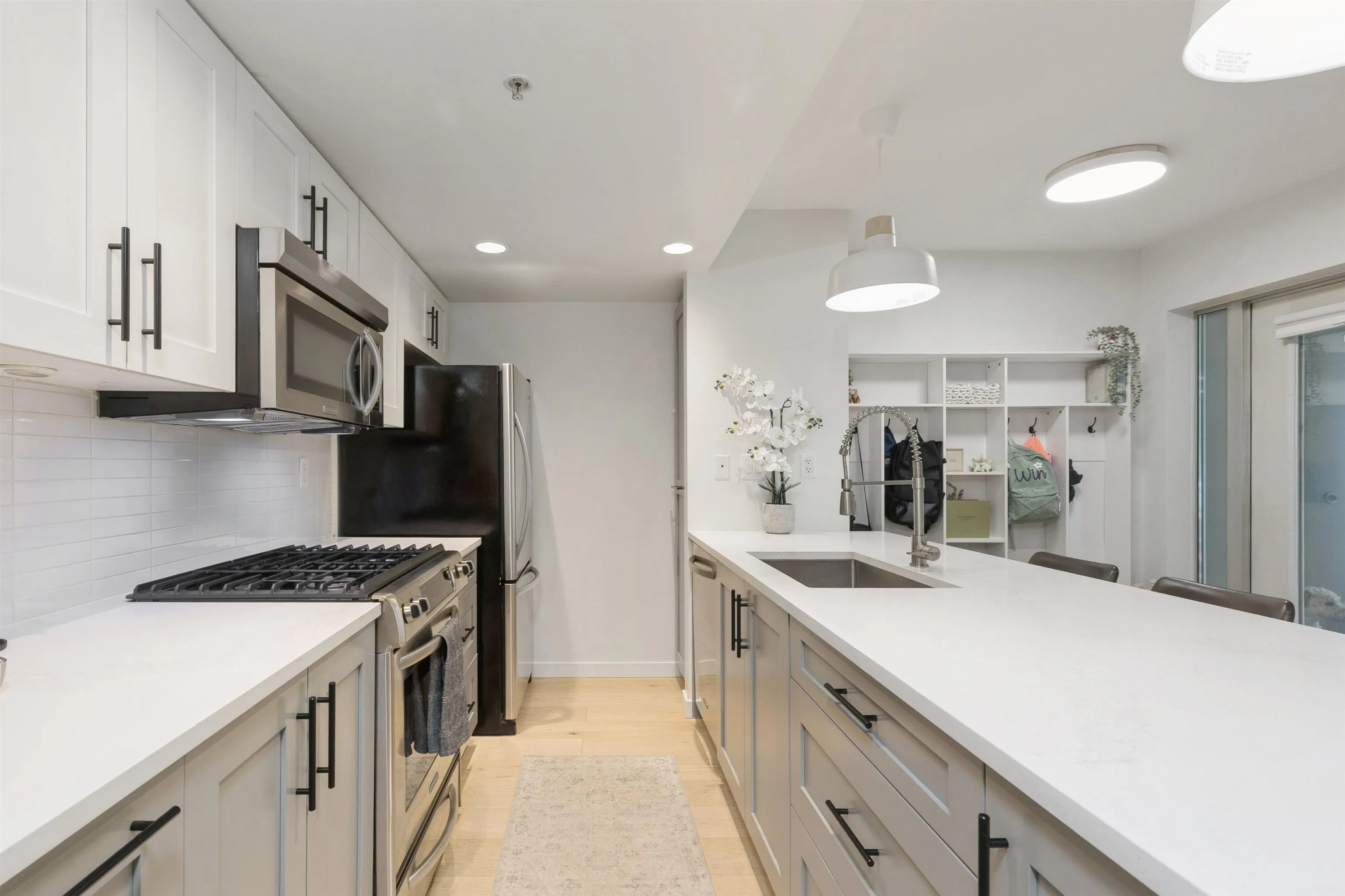 TH4 1288 Chesterfield Avenue
