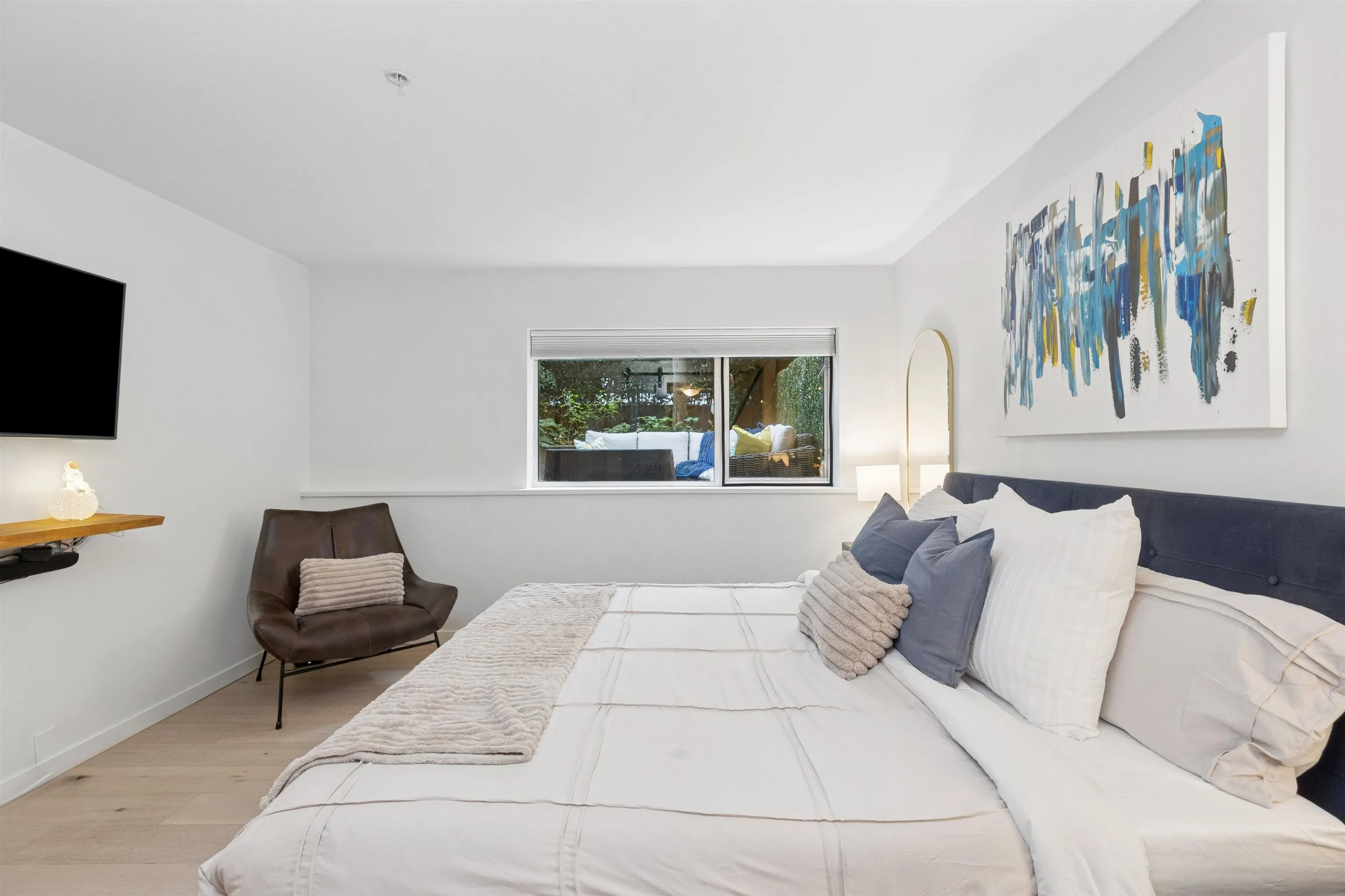 TH4 1288 Chesterfield Avenue