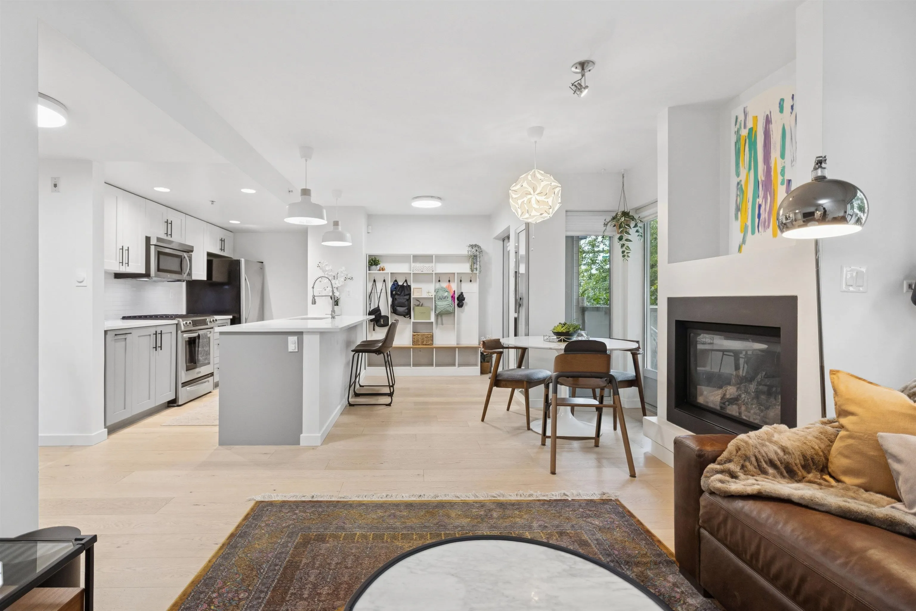 TH4 1288 Chesterfield Avenue