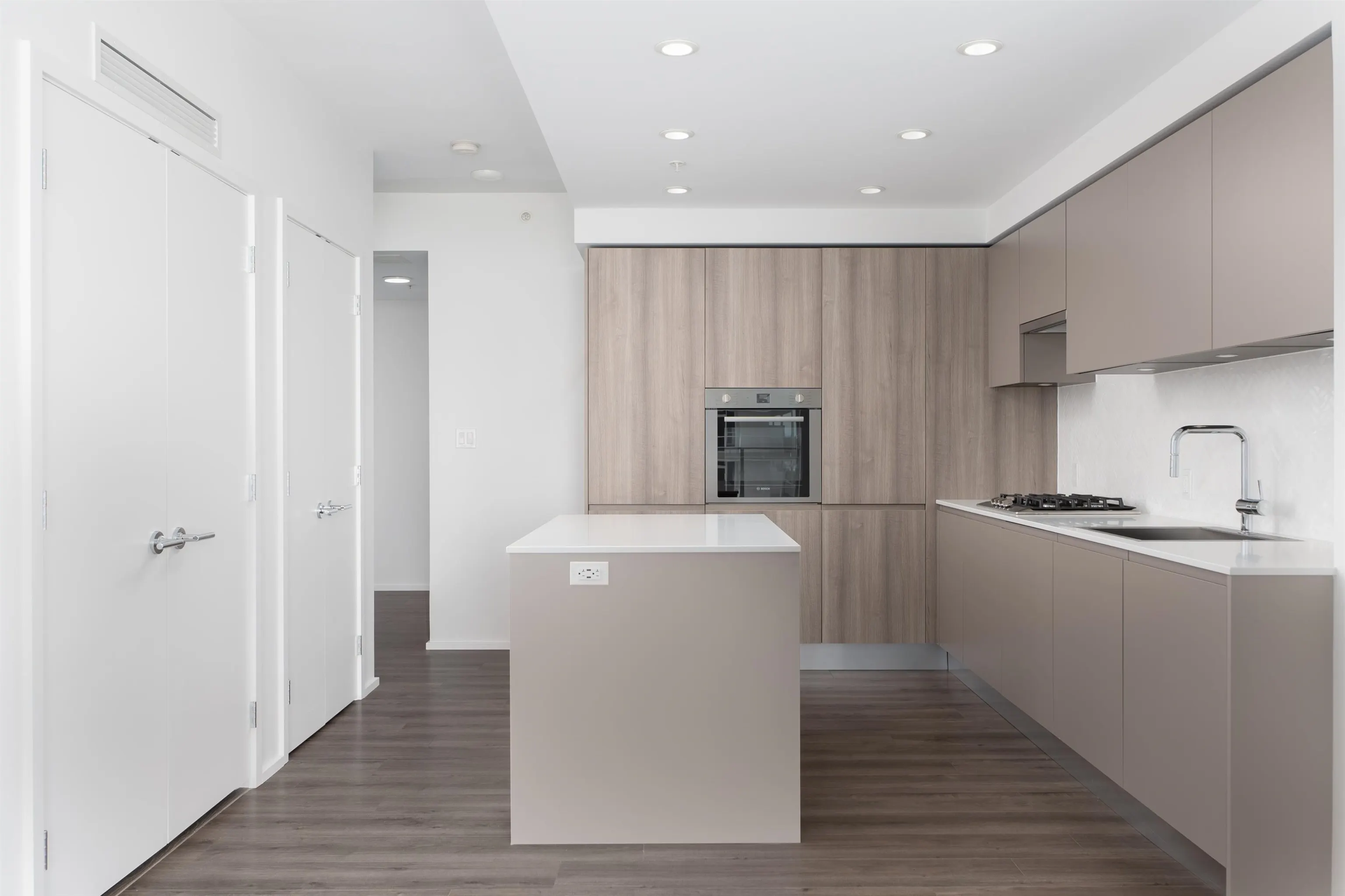 2606 3809 Evergreen Place
