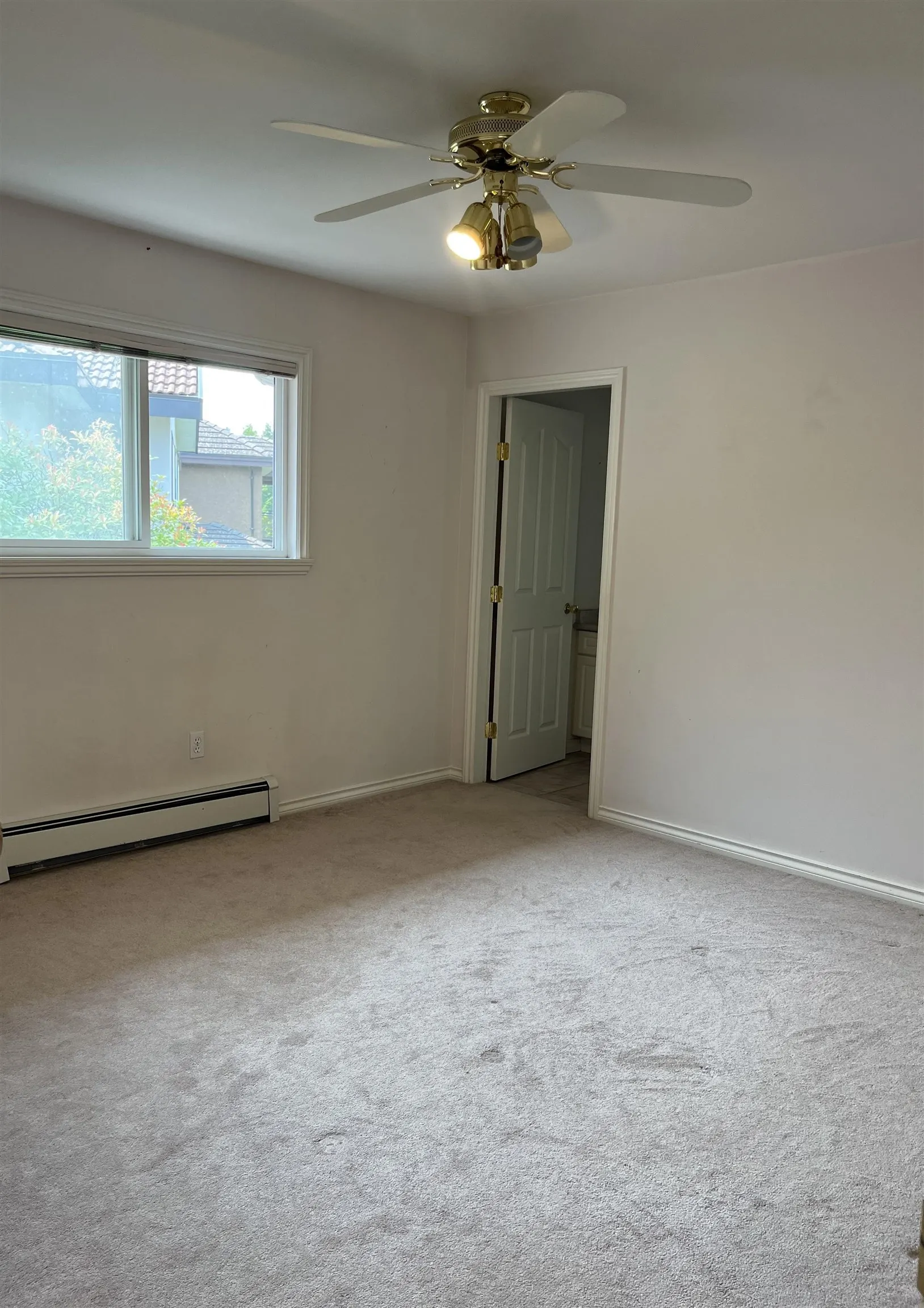 3147 Silverthrone Drive